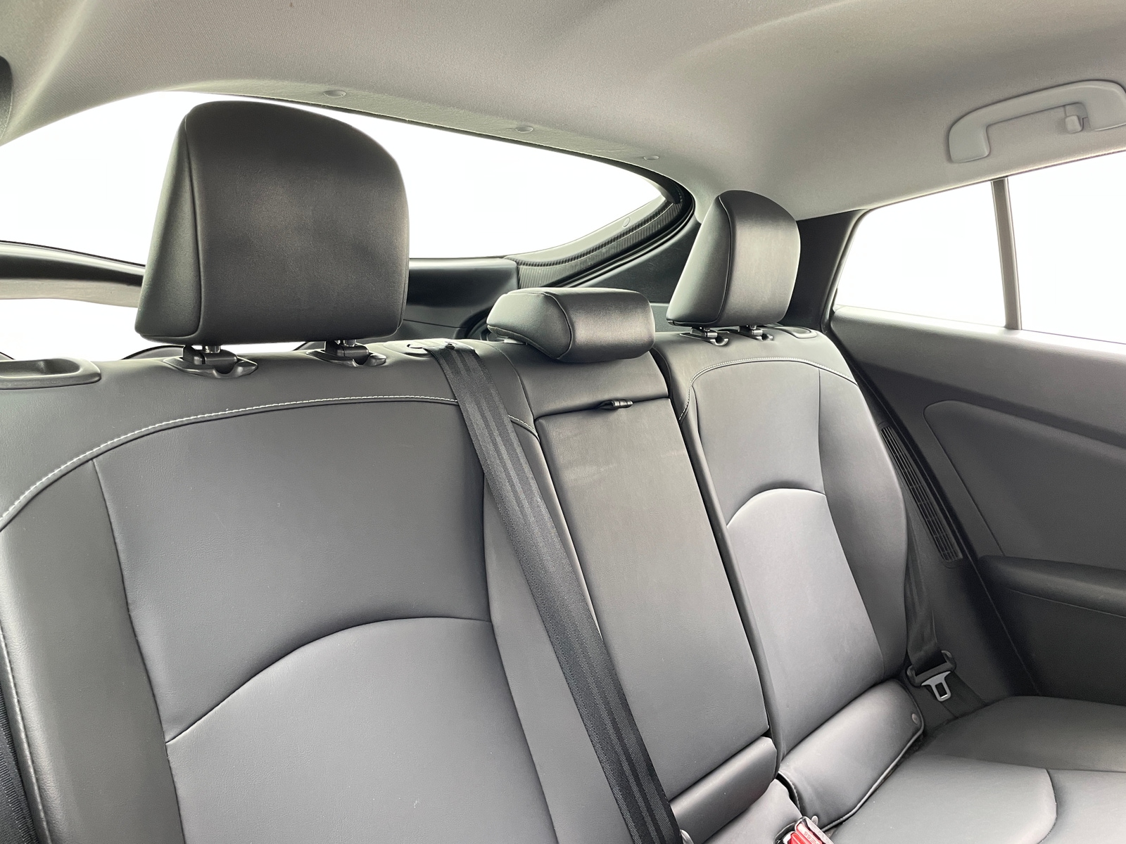 Thumbnail: 2020 Toyota Prius Prime - 5
