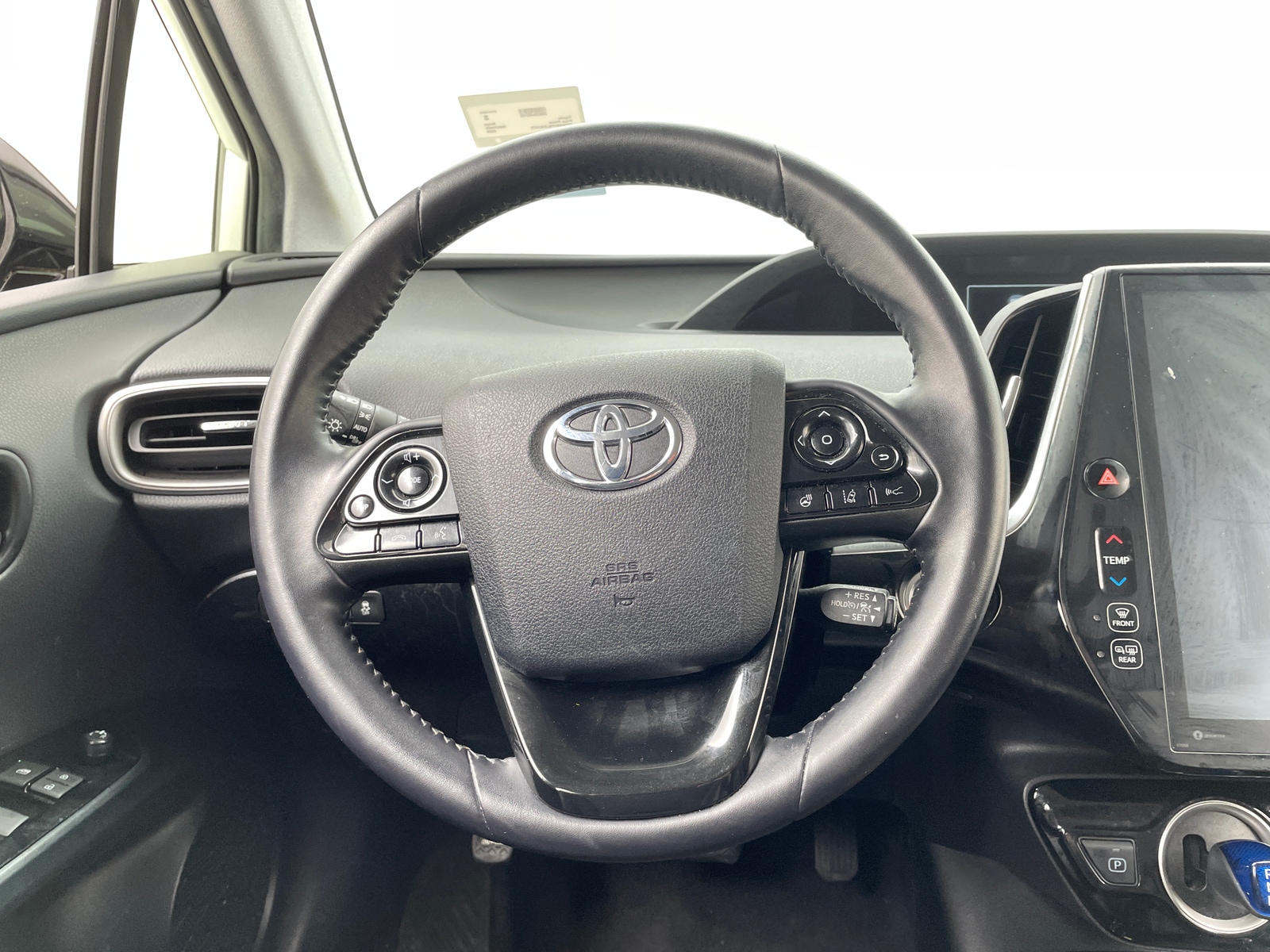 Thumbnail: 2020 Toyota Prius Prime - 4