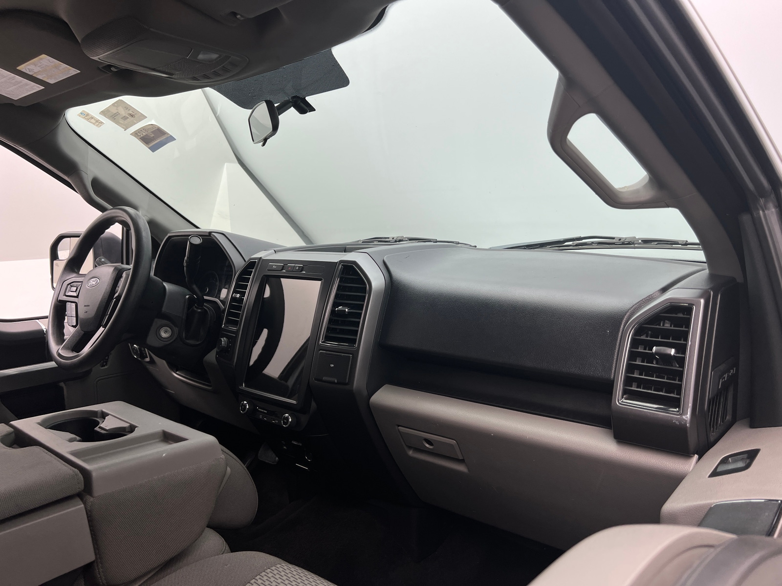 Thumbnail: 2017 Ford Econoline - 3