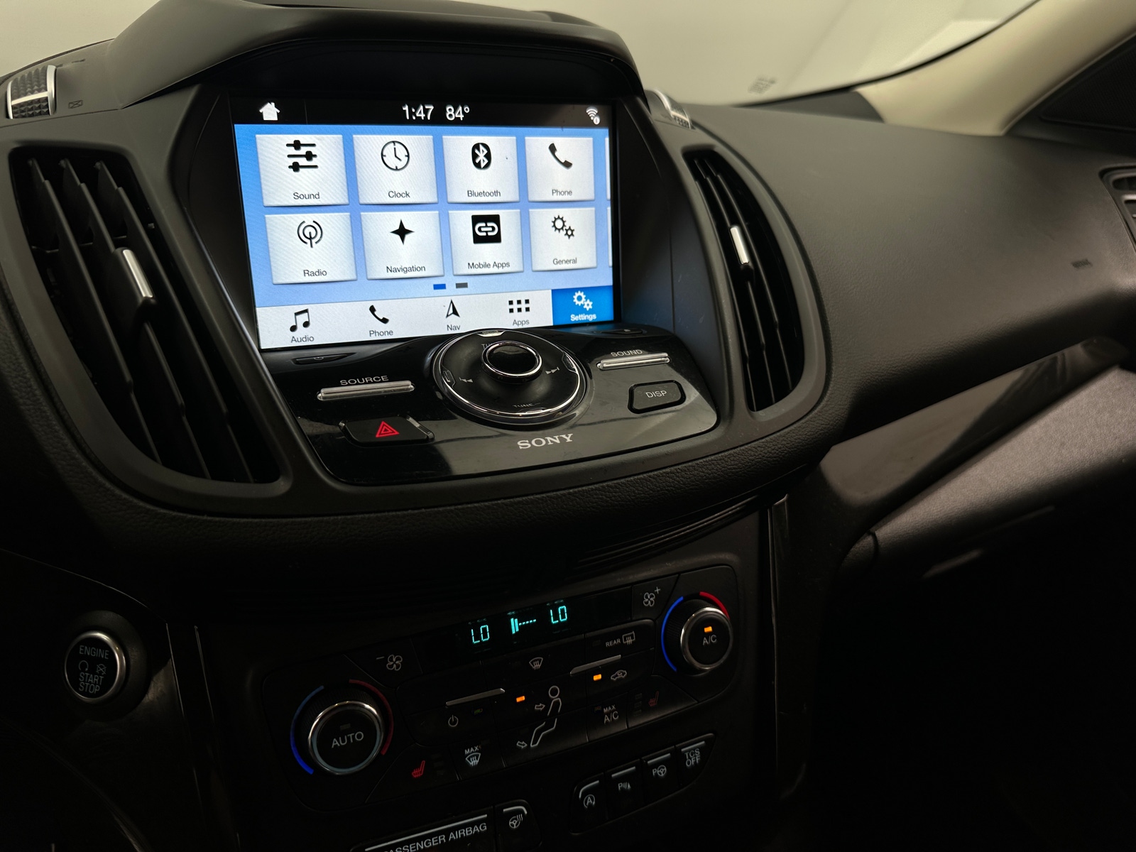 Thumbnail: 2017 Ford Escape - 3