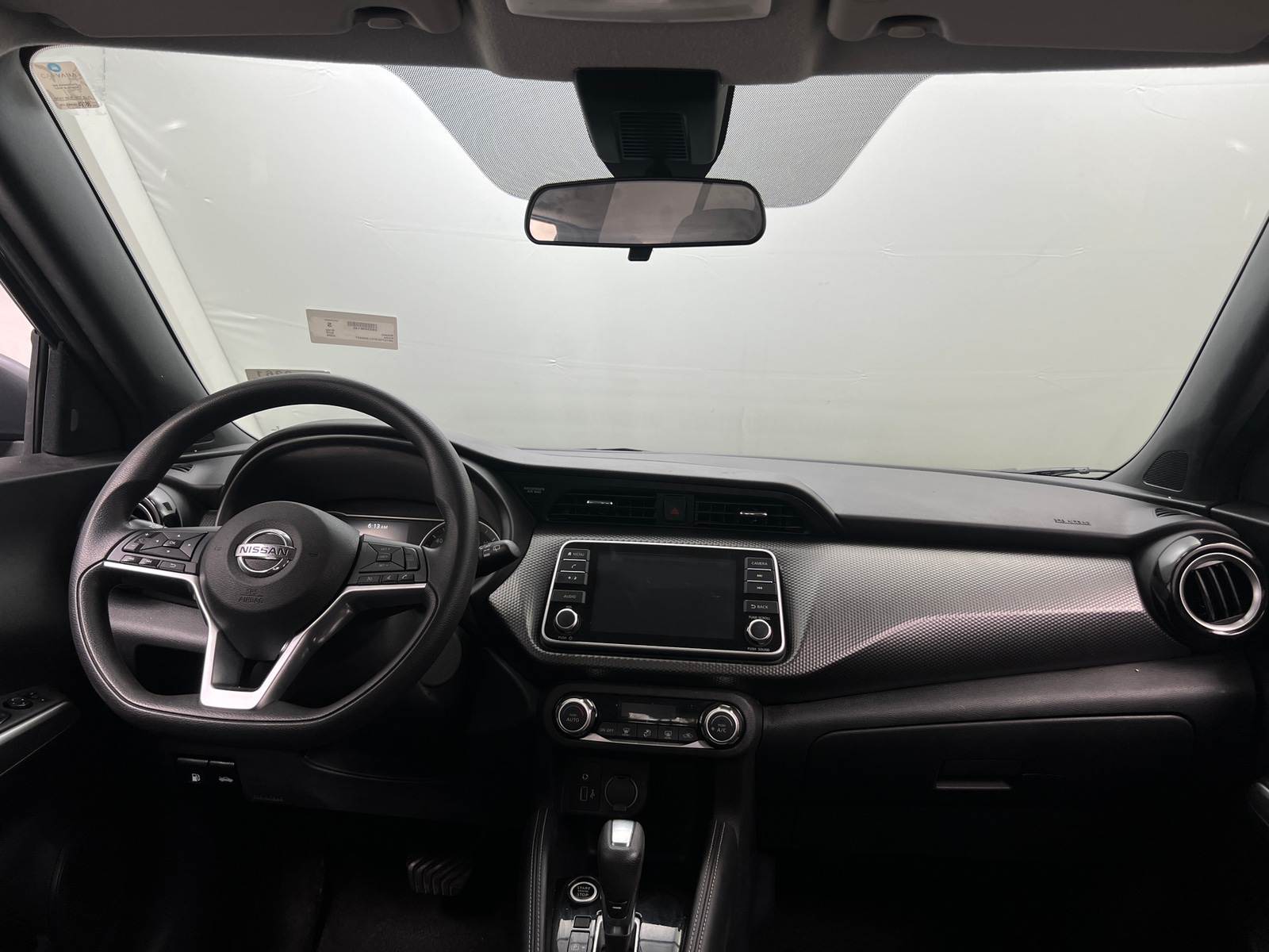Thumbnail: 2020 Nissan Kicks - 3