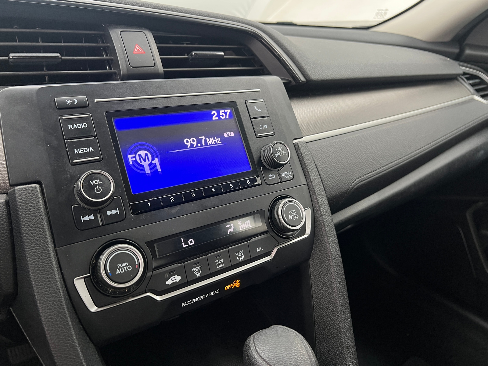 Thumbnail: 2019 Honda Civic - 4