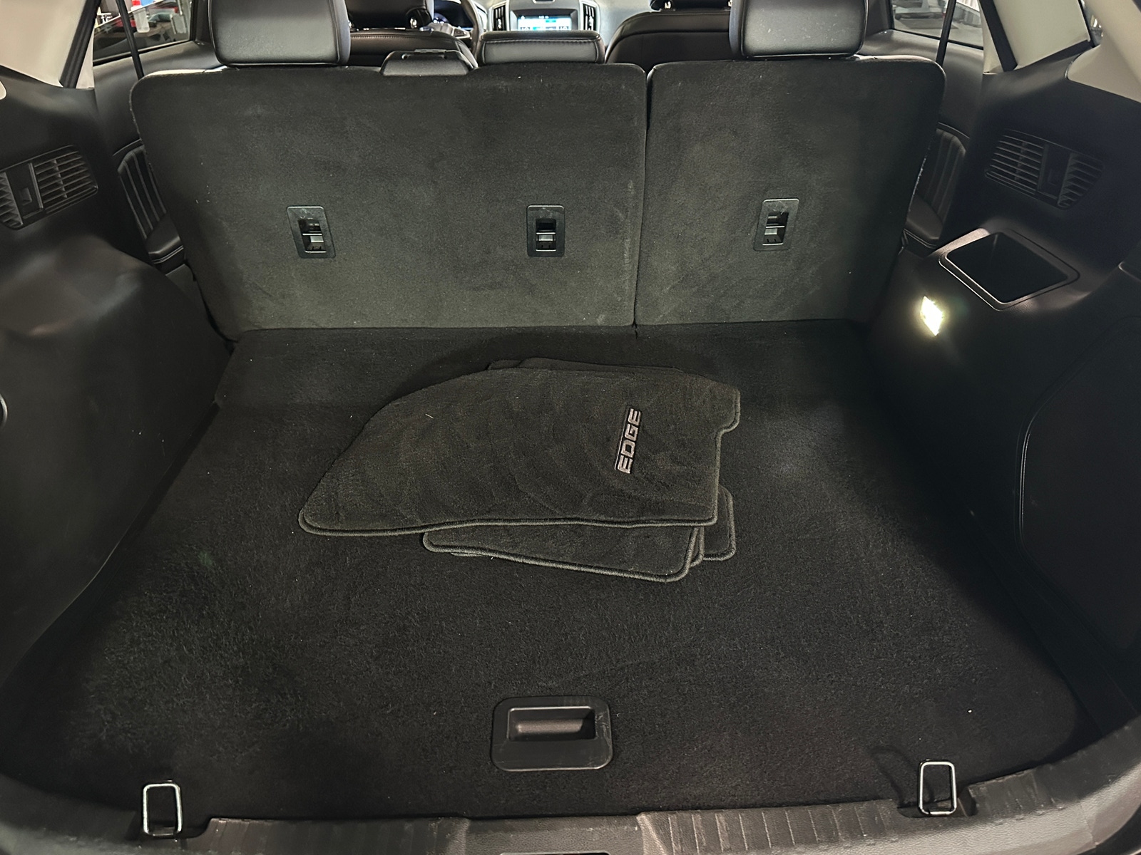 Thumbnail: 2016 Ford Edge - 6