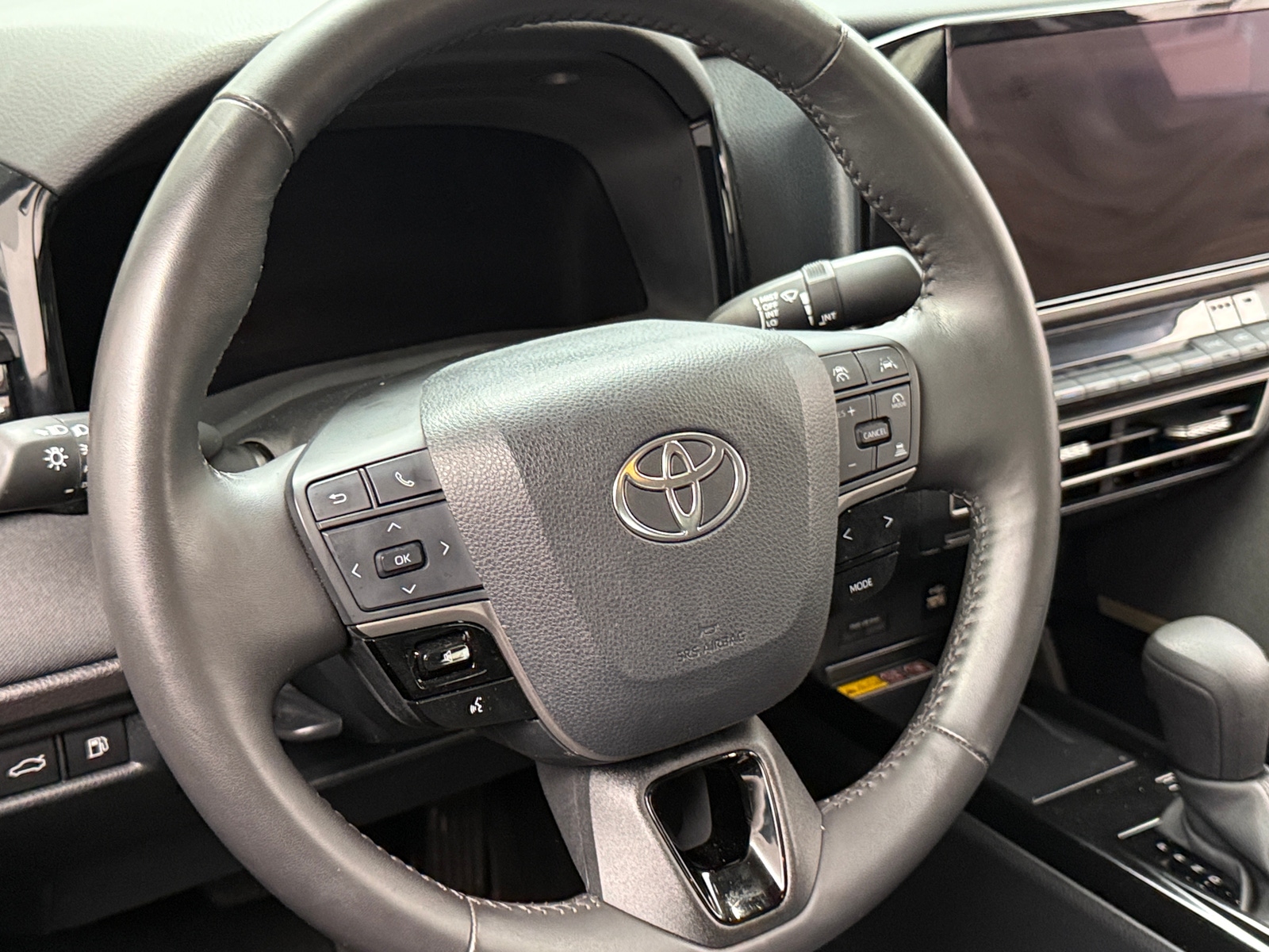 Thumbnail: 2025 Toyota Camry - 5