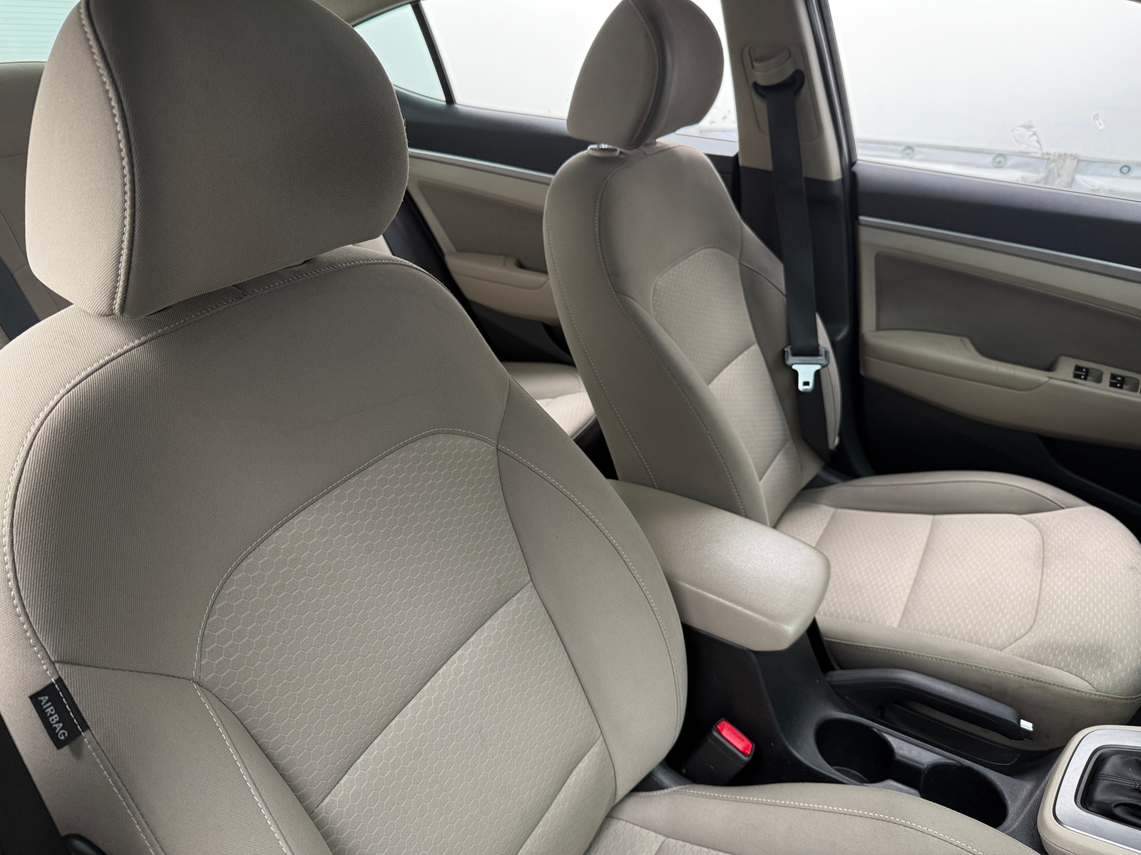 Thumbnail: 2019 Hyundai Elantra - 2