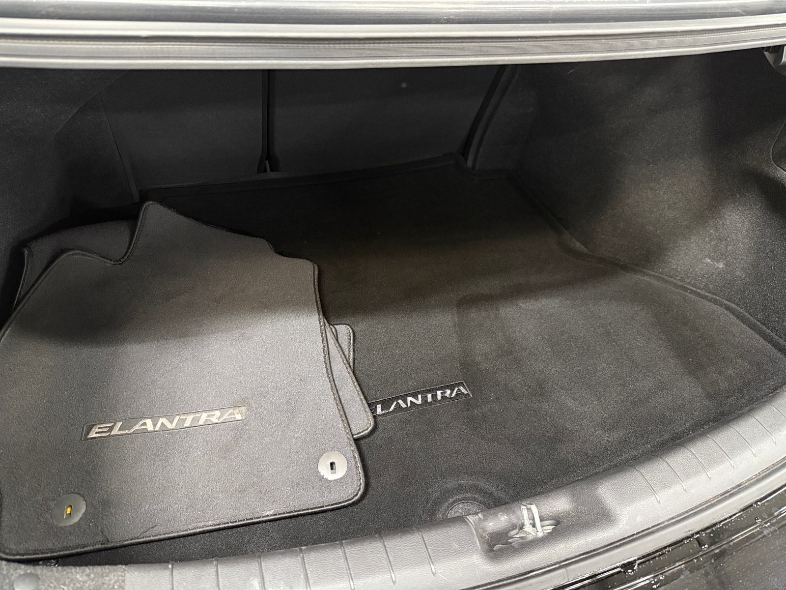 Thumbnail: 2019 Hyundai Elantra - 7