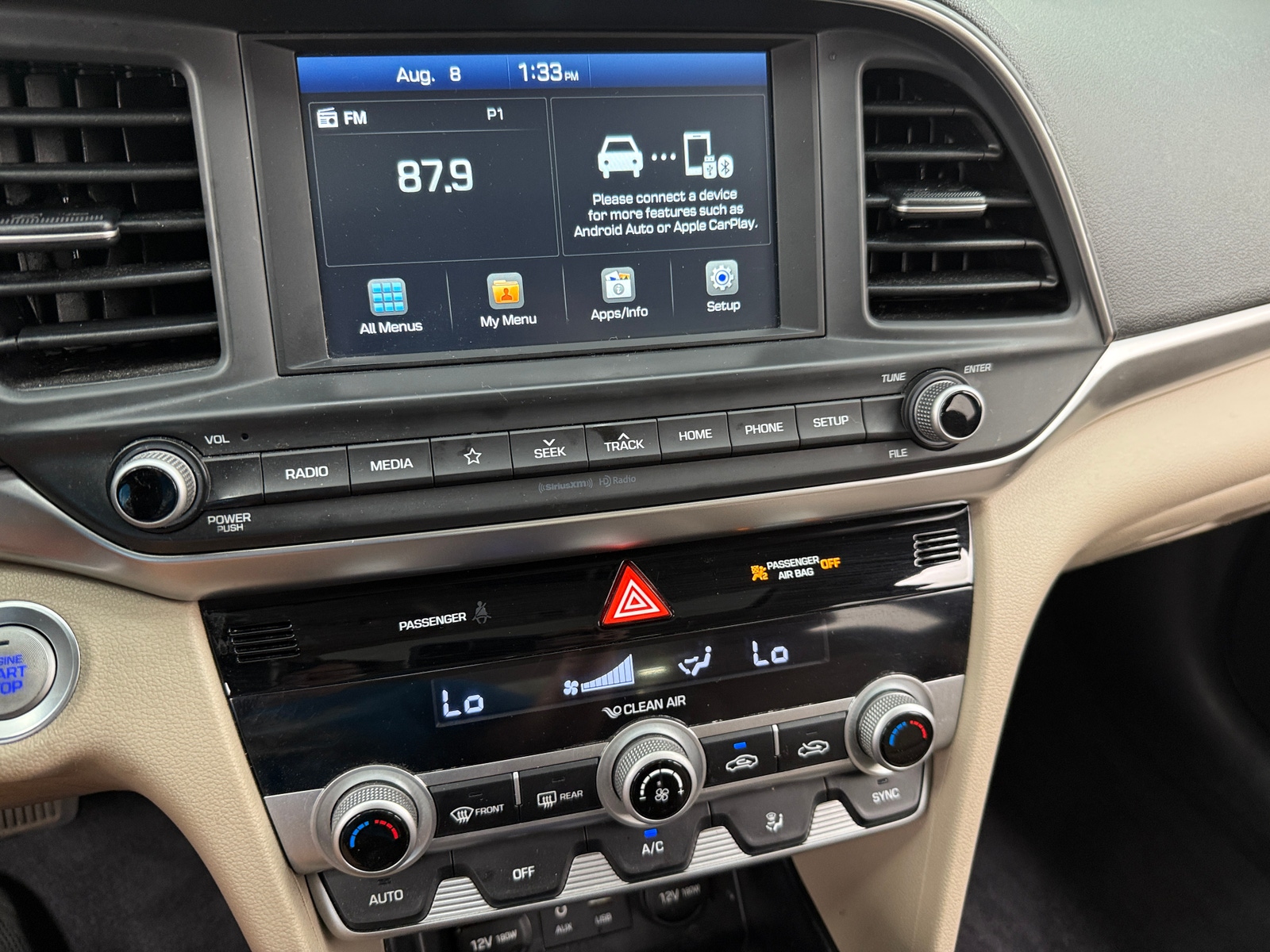 Thumbnail: 2019 Hyundai Elantra - 4