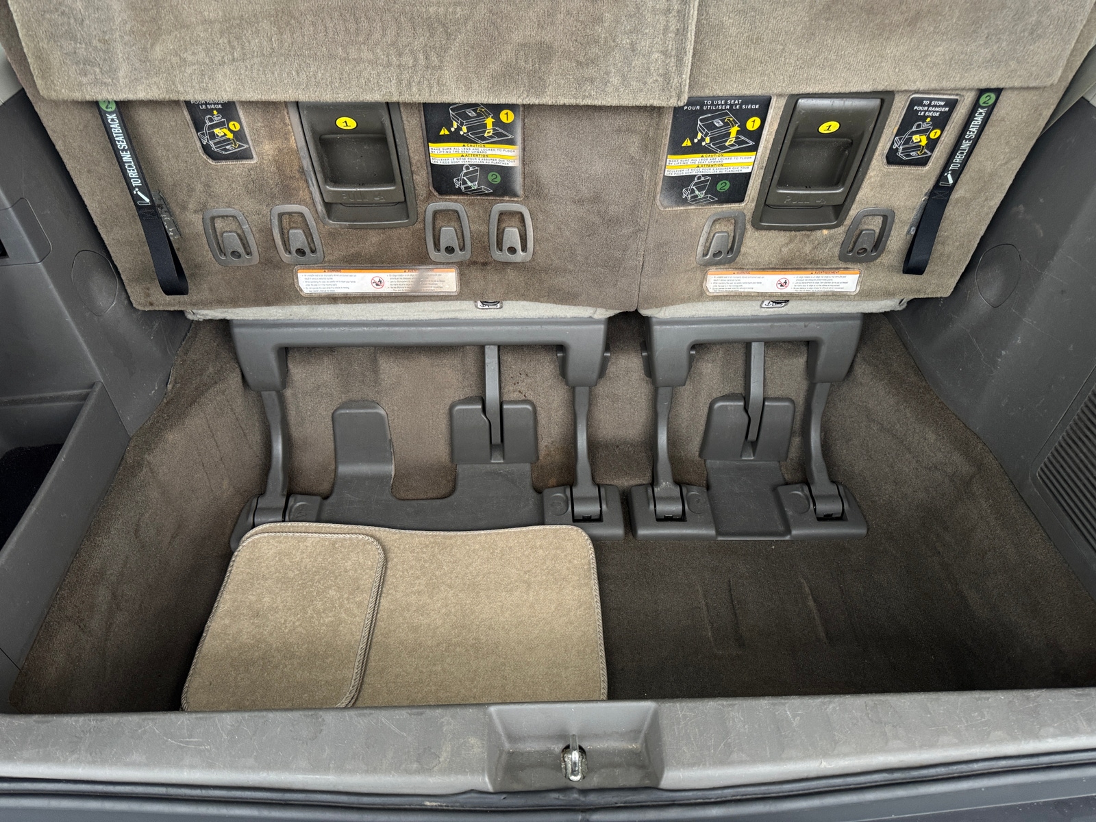 Thumbnail: 2017 Toyota Sienna - 6