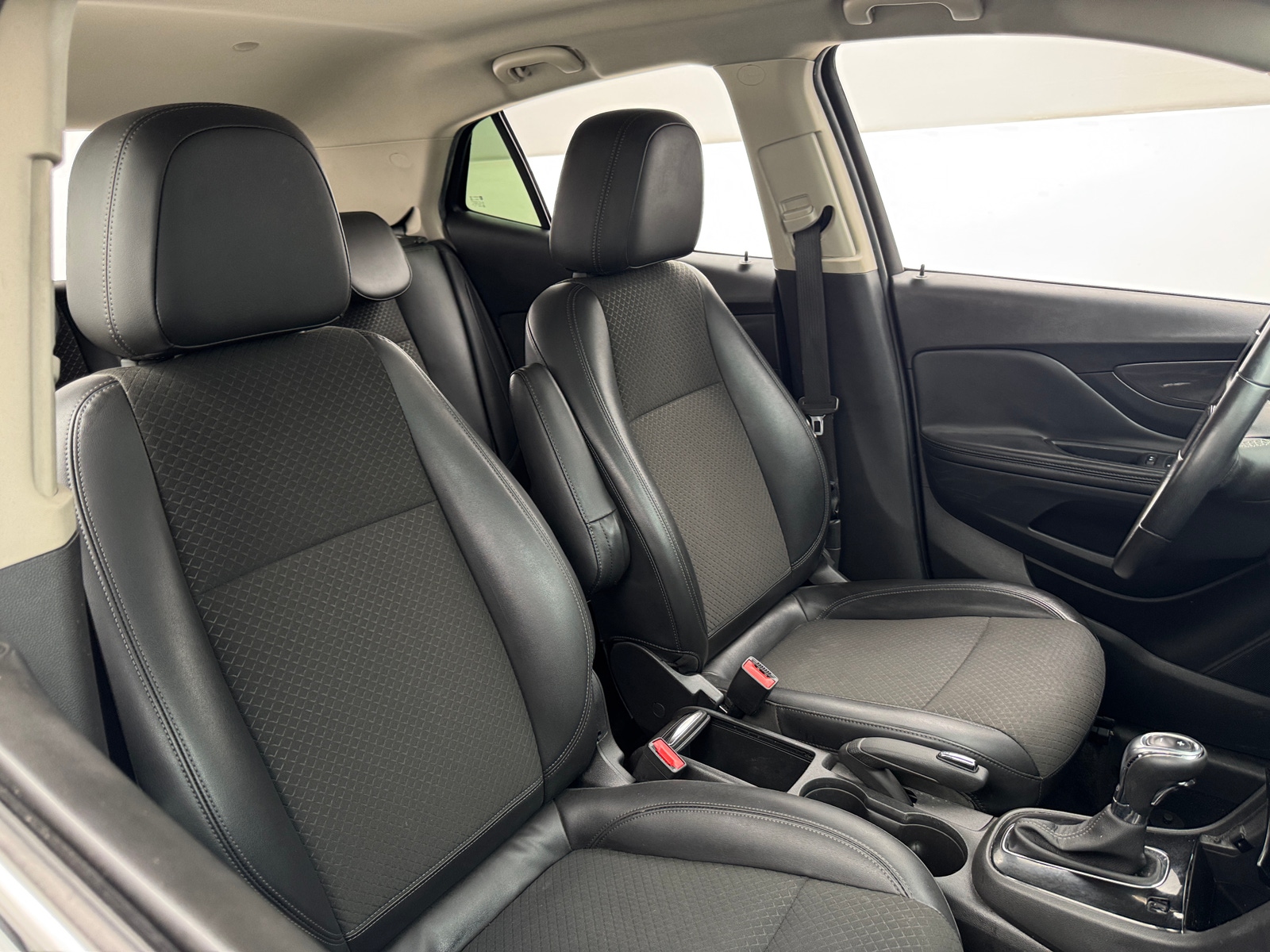 Thumbnail: 2019 Buick Encore - 2