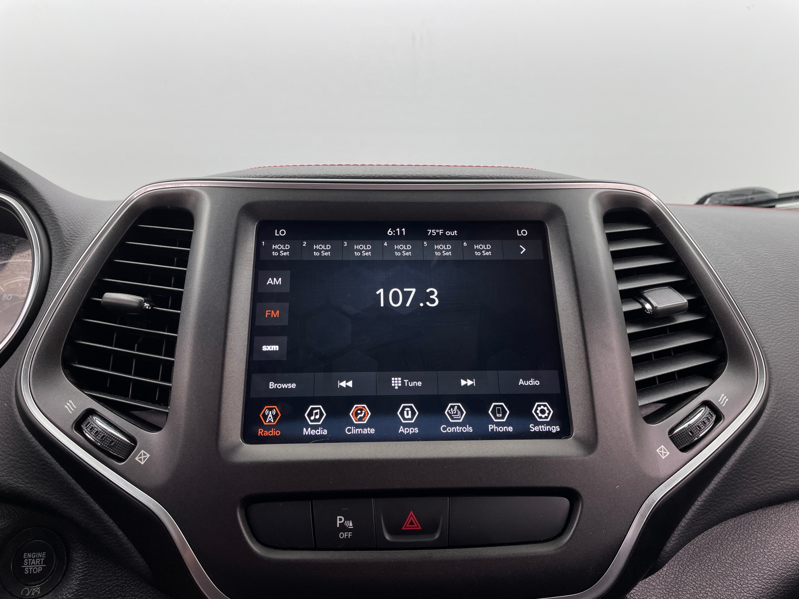 Thumbnail: 2020 Jeep Cherokee - 3