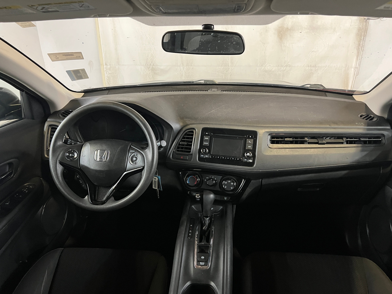 Thumbnail: 2016 Honda HR-V - 3