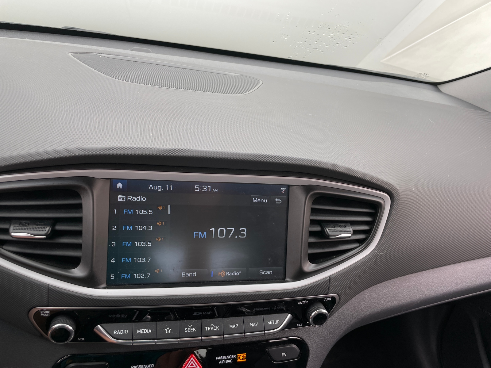 Thumbnail: 2019 Hyundai Ioniq - 3