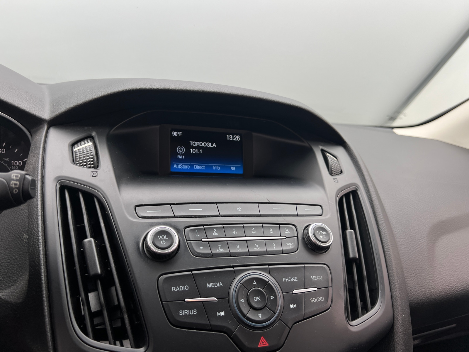 Thumbnail: 2018 Ford Focus - 4