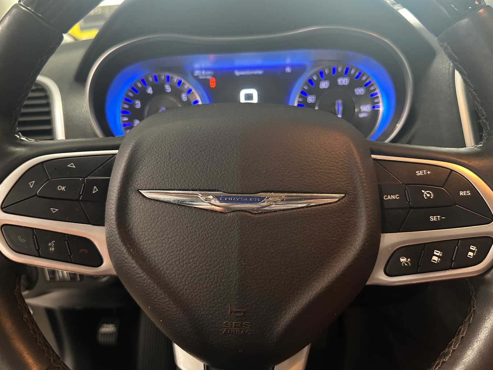 Thumbnail: 2018 Chrysler 300 - 4