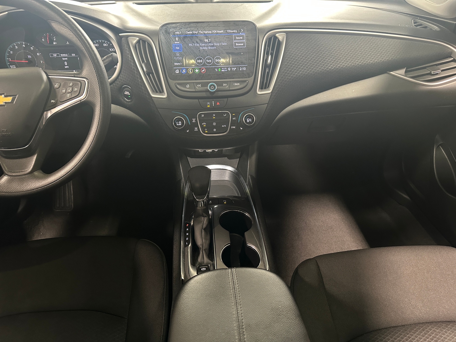 Thumbnail: 2024 Chevrolet Malibu - 3