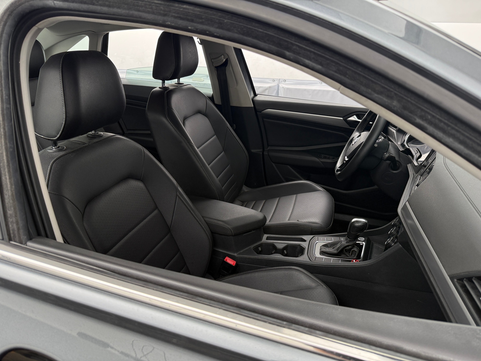 Thumbnail: 2021 Volkswagen Jetta - 2