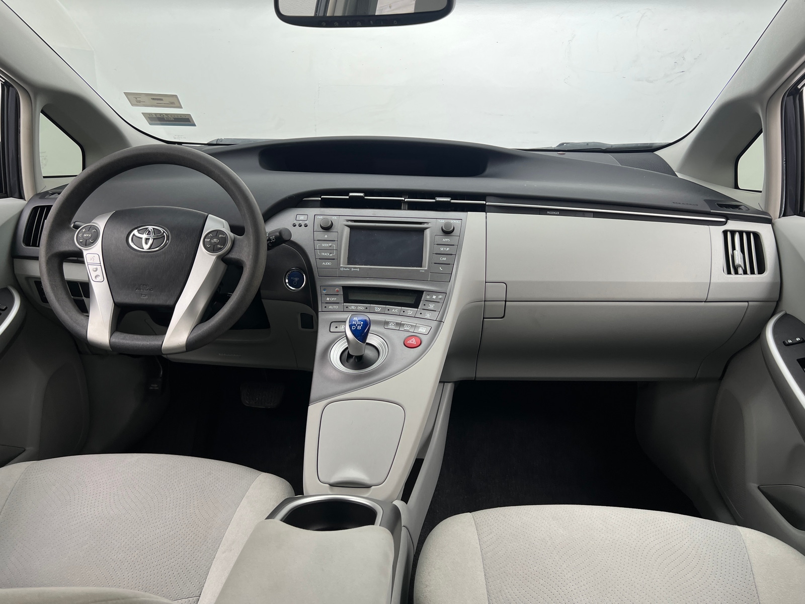 Thumbnail: 2014 Toyota Prius - 3