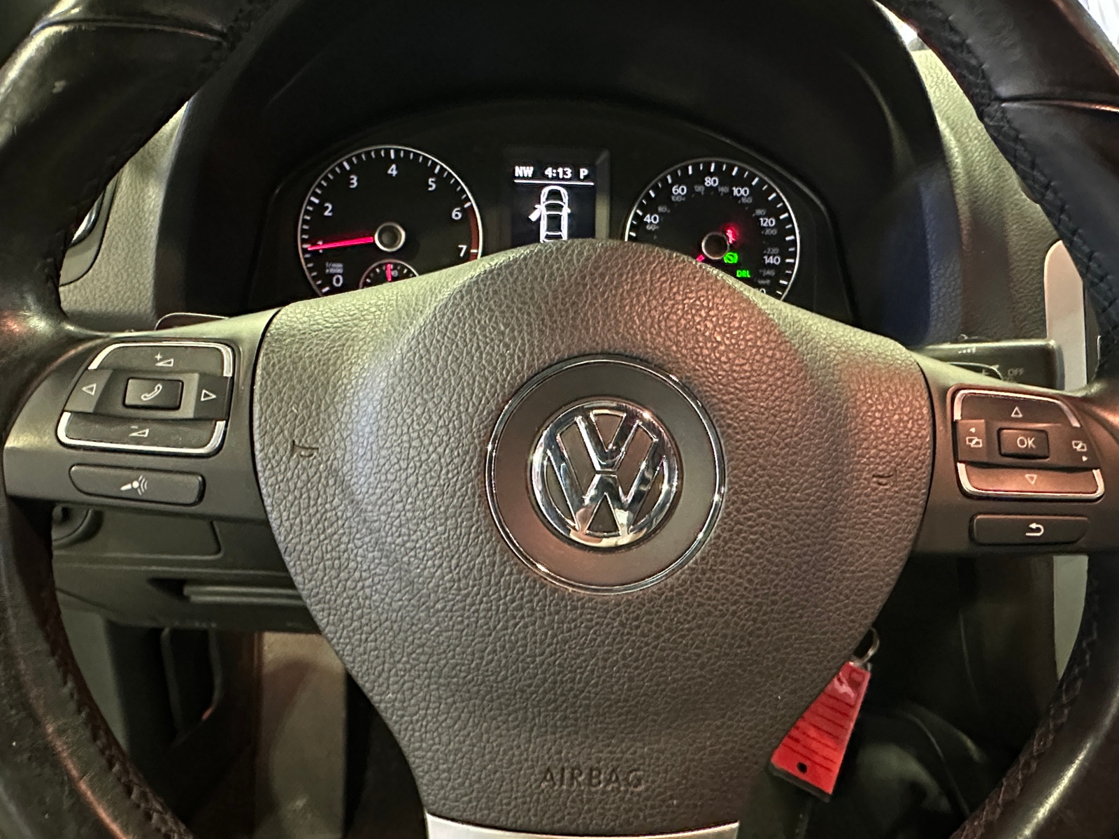 Thumbnail: 2013 Volkswagen Eos - 4