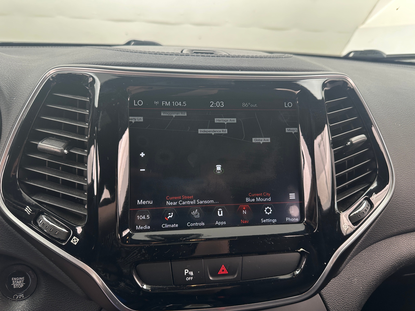 Thumbnail: 2020 Jeep Cherokee - 3
