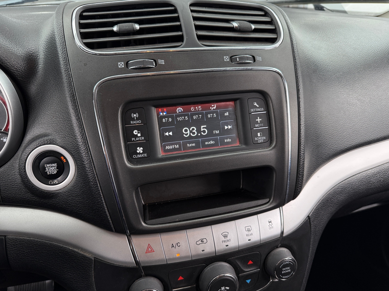Thumbnail: 2020 Dodge Journey - 4