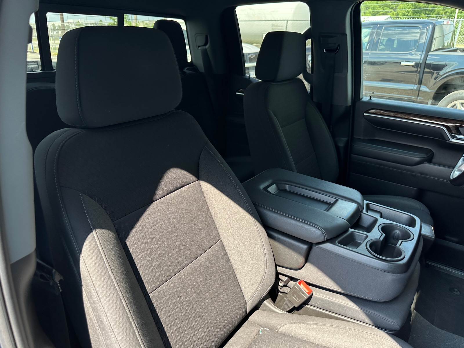 Thumbnail: 2022 GMC Sierra 1500 - 2