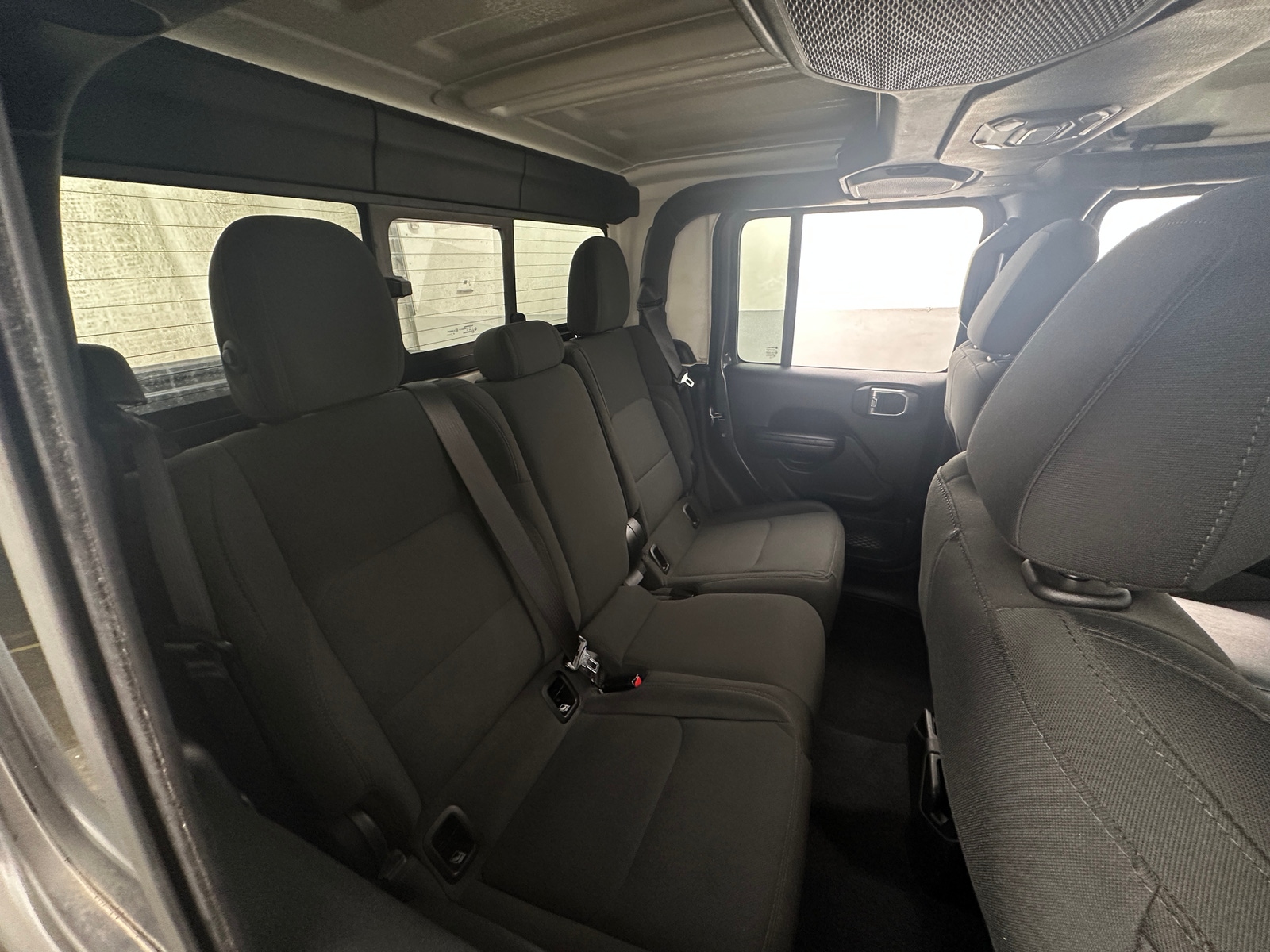 Thumbnail: 2021 Jeep Gladiator - 6