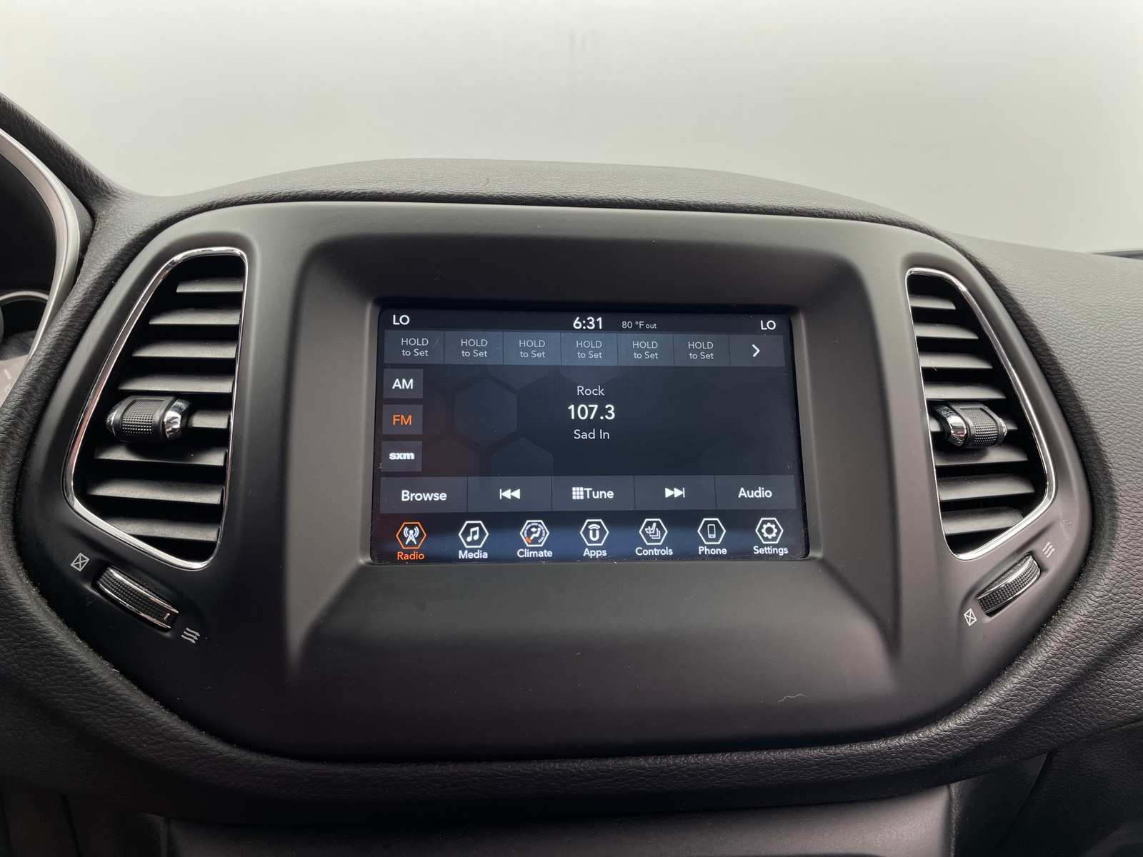 Thumbnail: 2018 Jeep Compass - 4