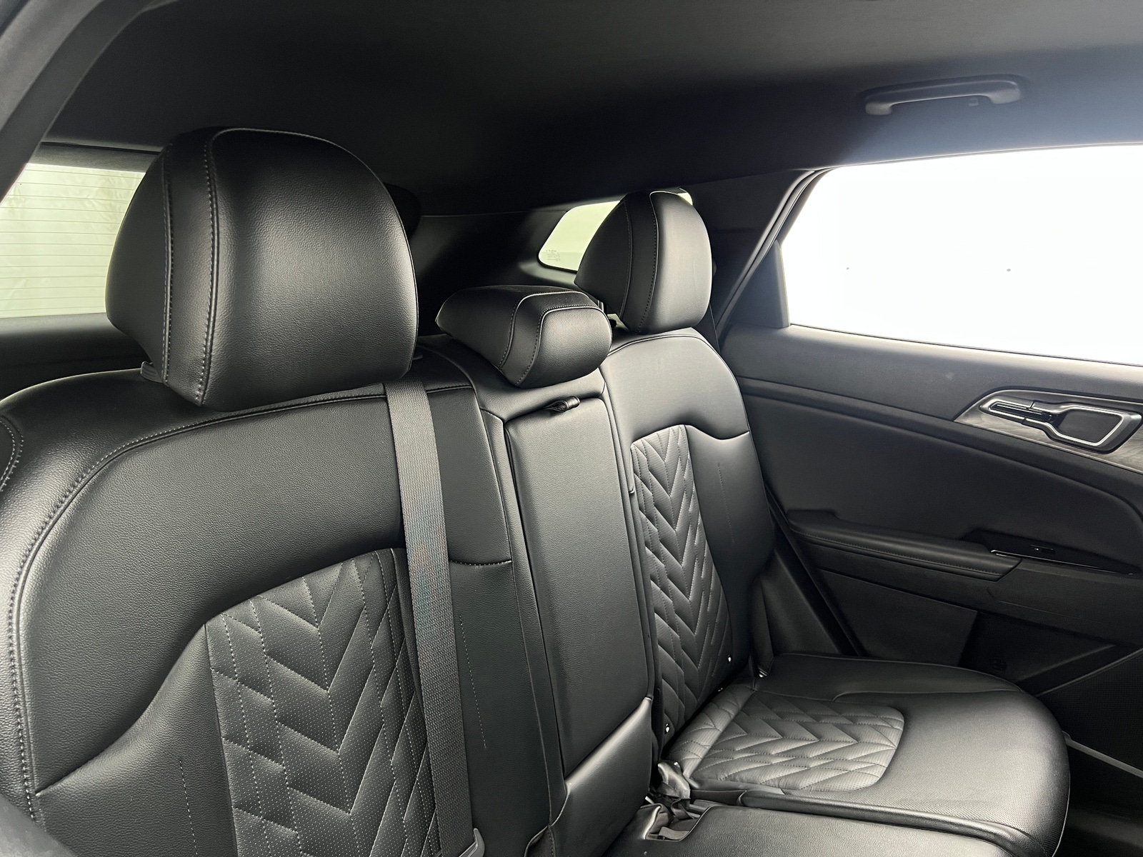 Thumbnail: 2023 Kia Sportage - 5