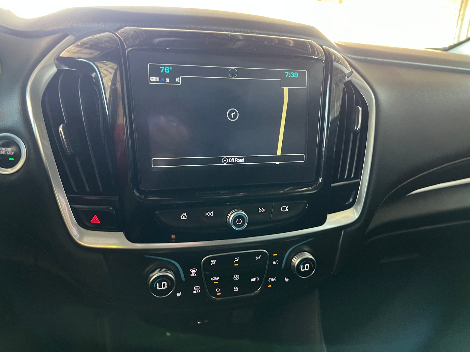 Thumbnail: 2018 Chevrolet Traverse - 3