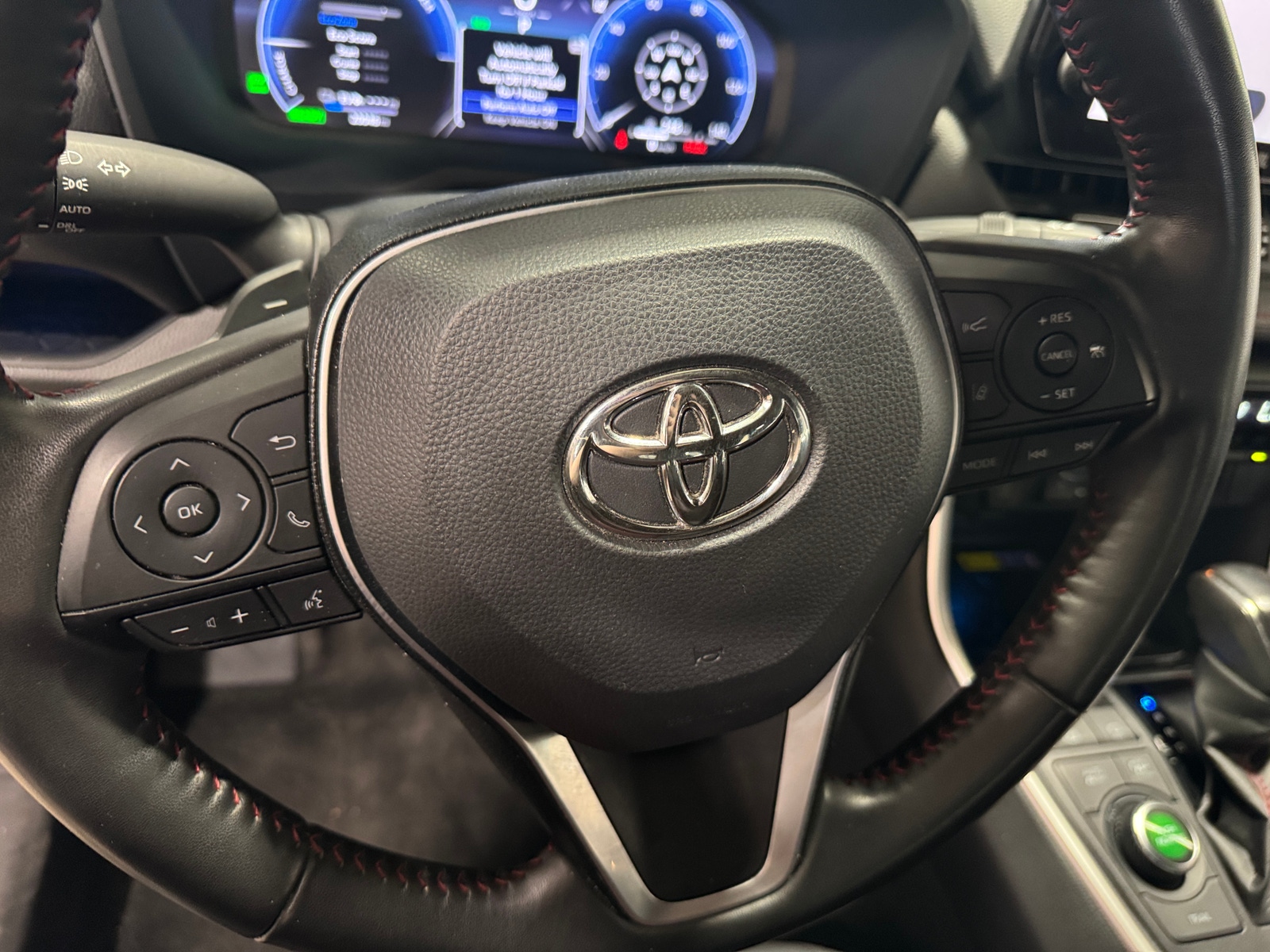 Thumbnail: 2023 Toyota RAV4 - 4