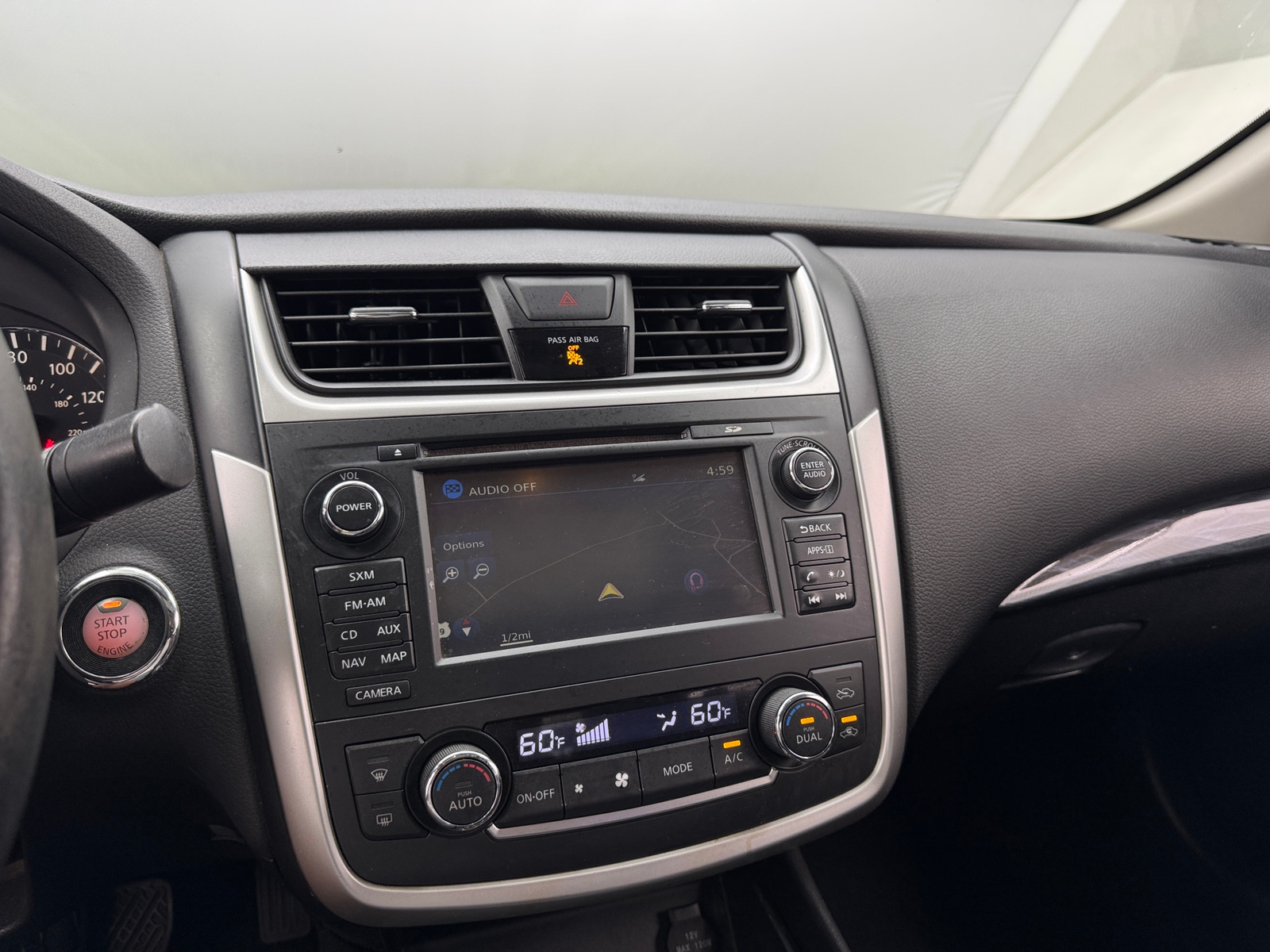 Thumbnail: 2016 Nissan Altima - 3