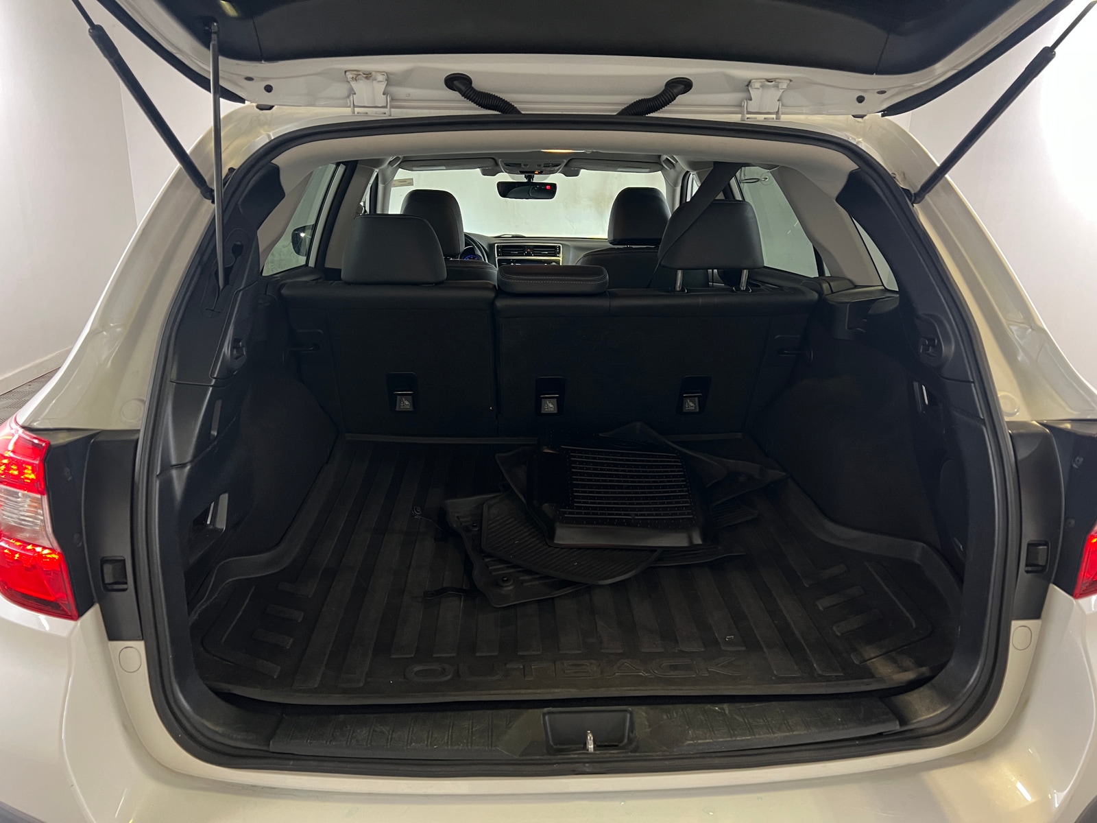Thumbnail: 2019 Subaru Outback - 6