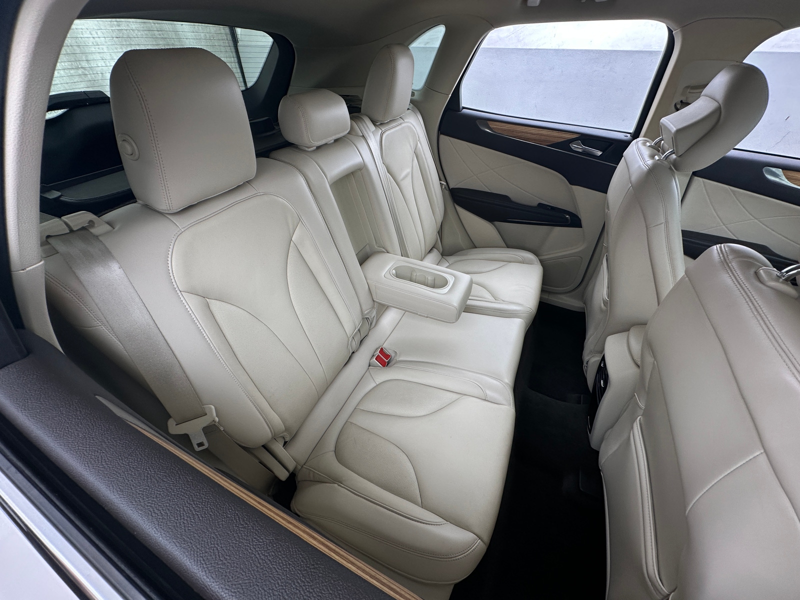 Thumbnail: 2015 Lincoln MKC - 5
