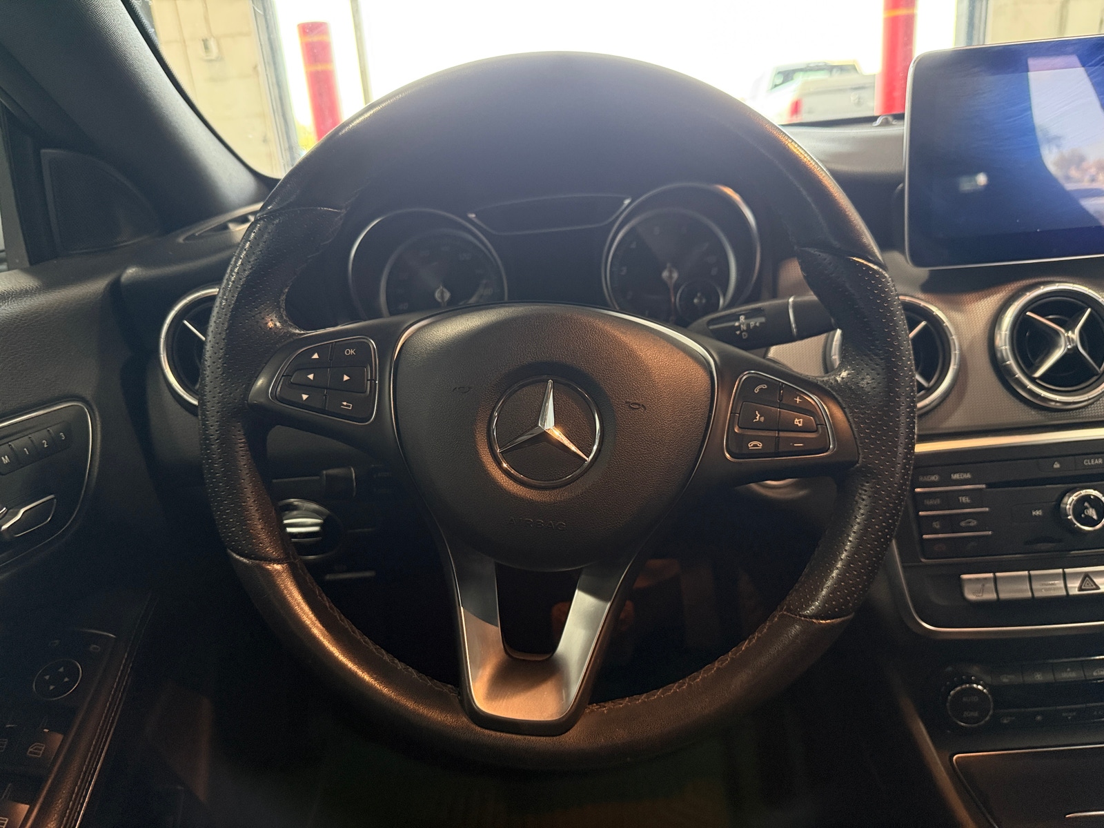 Thumbnail: 2019 Mercedes-Benz CLA - 3