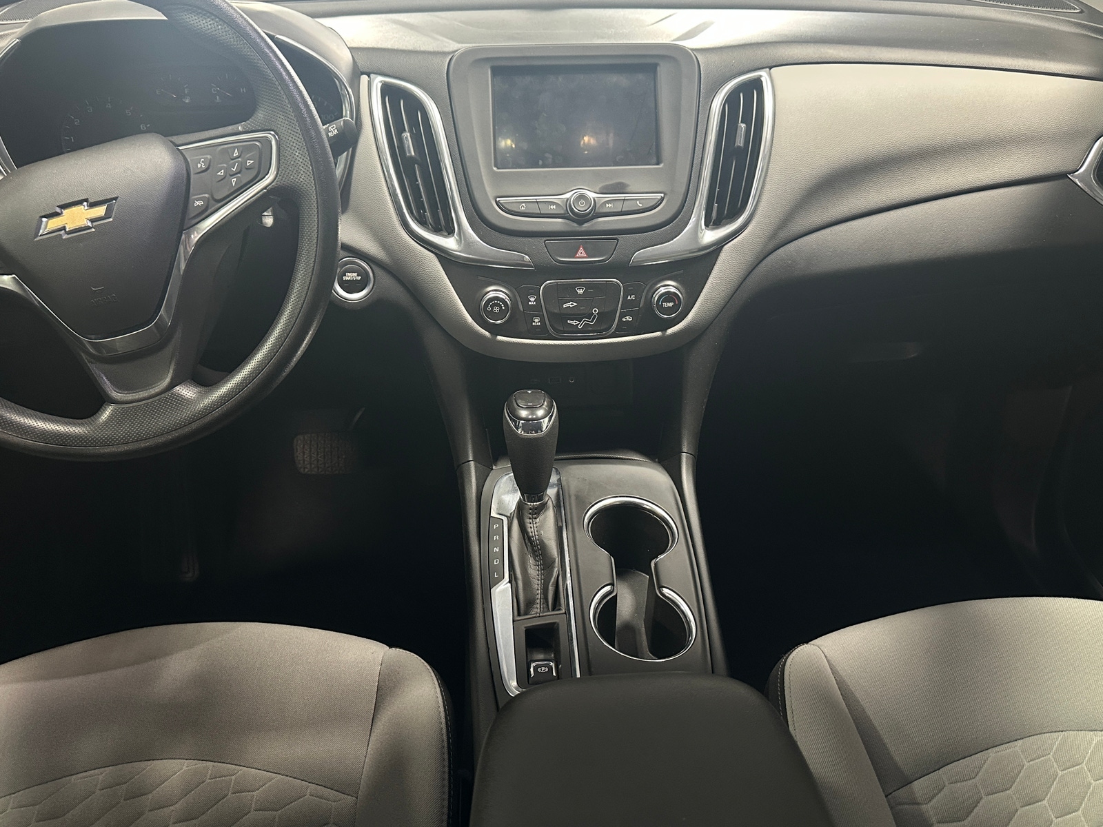 Thumbnail: 2020 Chevrolet Equinox - 3