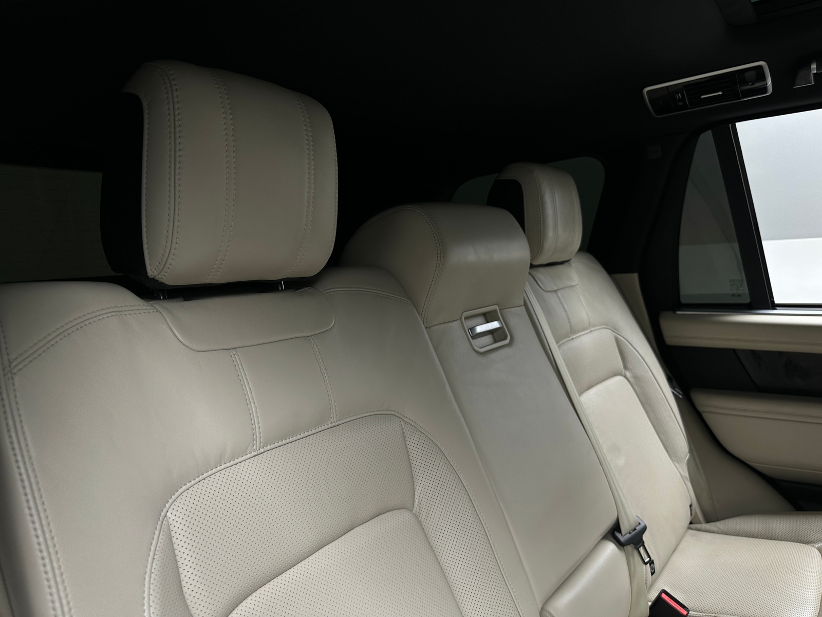 Thumbnail: 2018 Land Rover Range Rover - 5