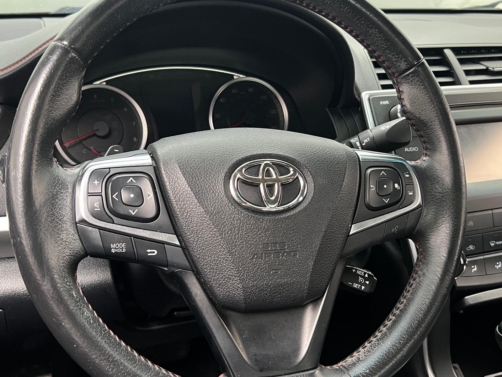 Thumbnail: 2016 Toyota Camry - 5