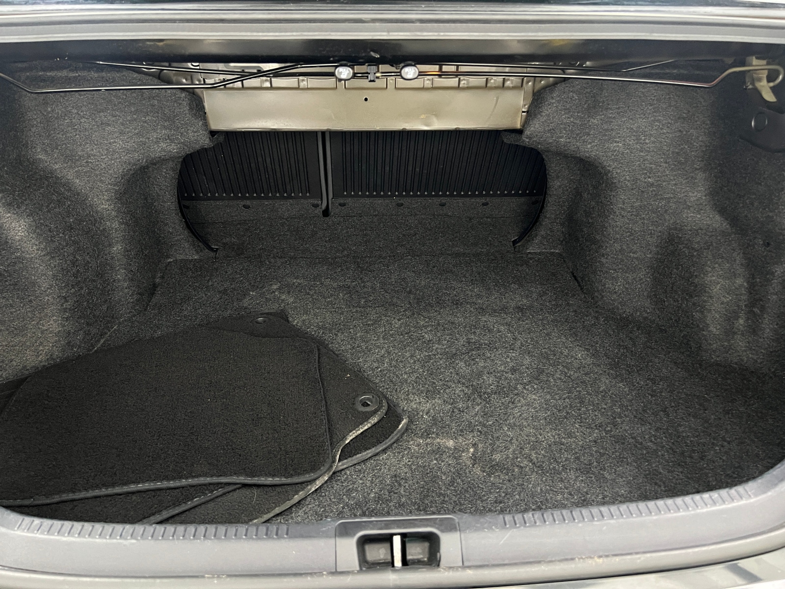 Thumbnail: 2016 Toyota Camry - 7