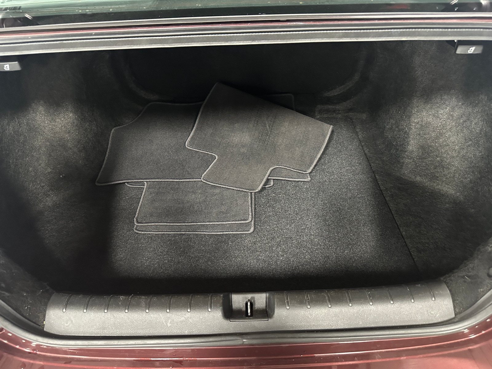 Thumbnail: 2019 Honda Insight - 6