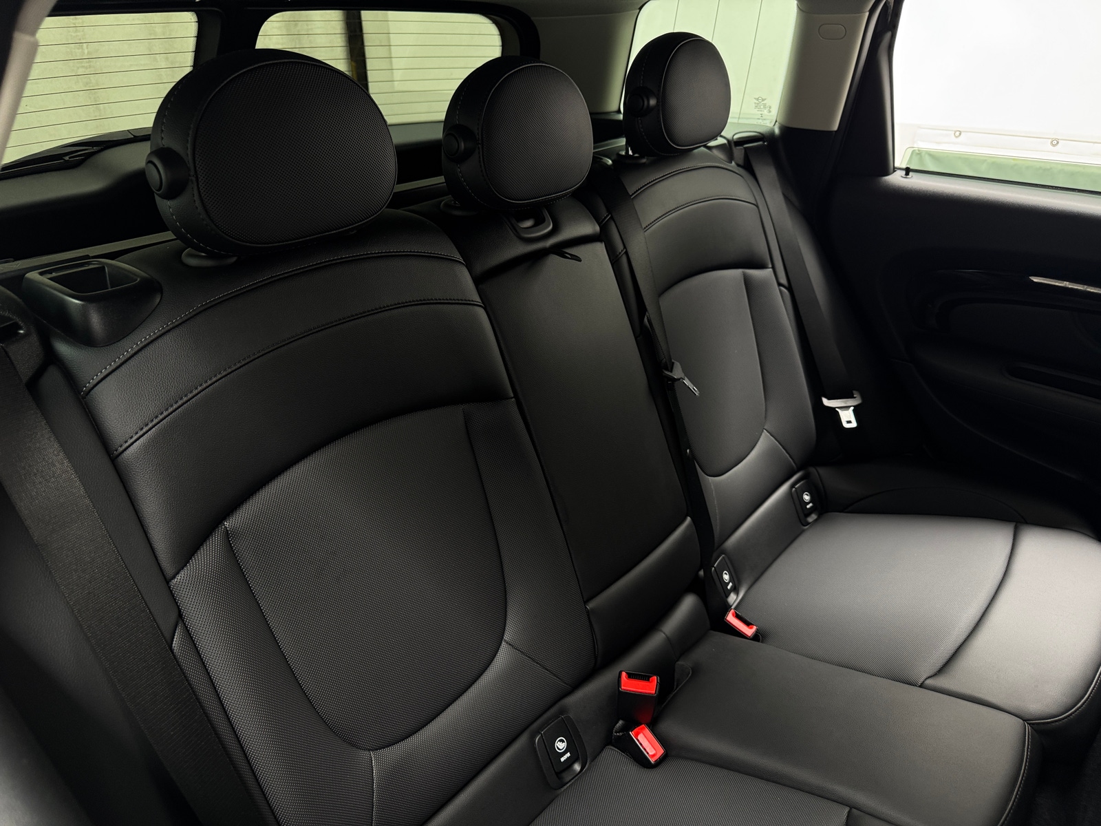 Thumbnail: 2022 MINI Cooper Clubman - 5