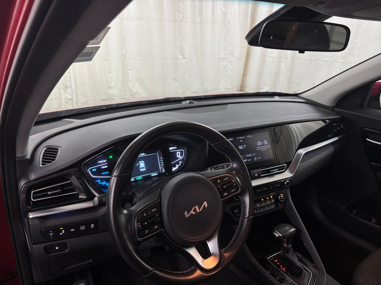 Thumbnail: 2022 Kia Niro - 3