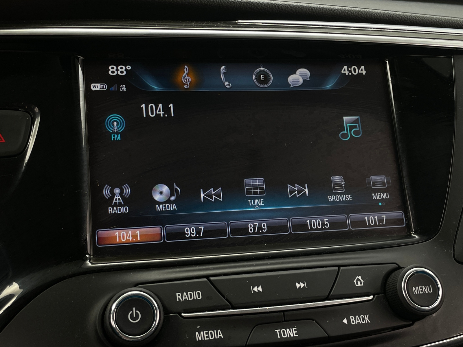 Thumbnail: 2017 Buick Envision - 3