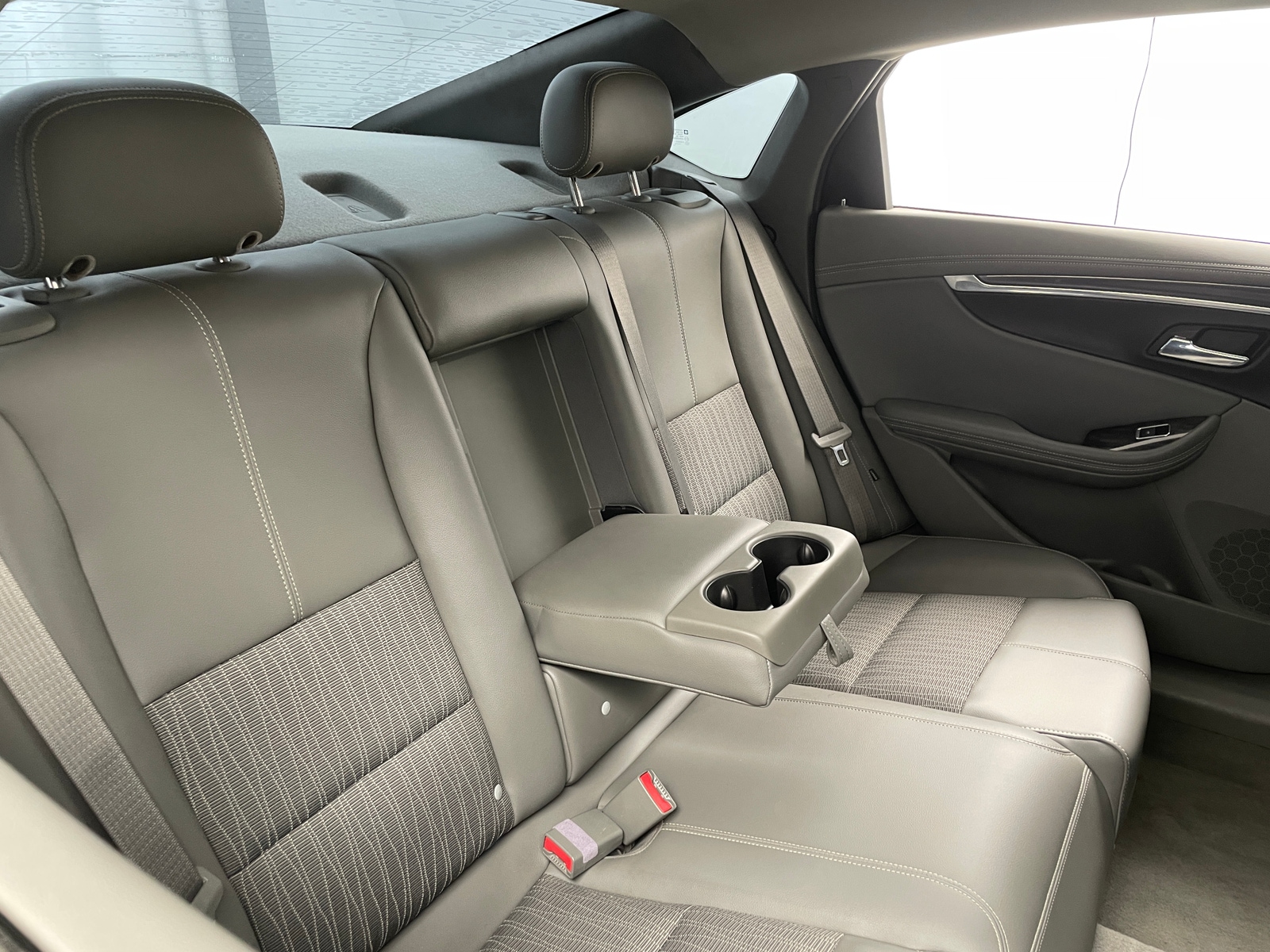 Thumbnail: 2014 Chevrolet Impala - 6