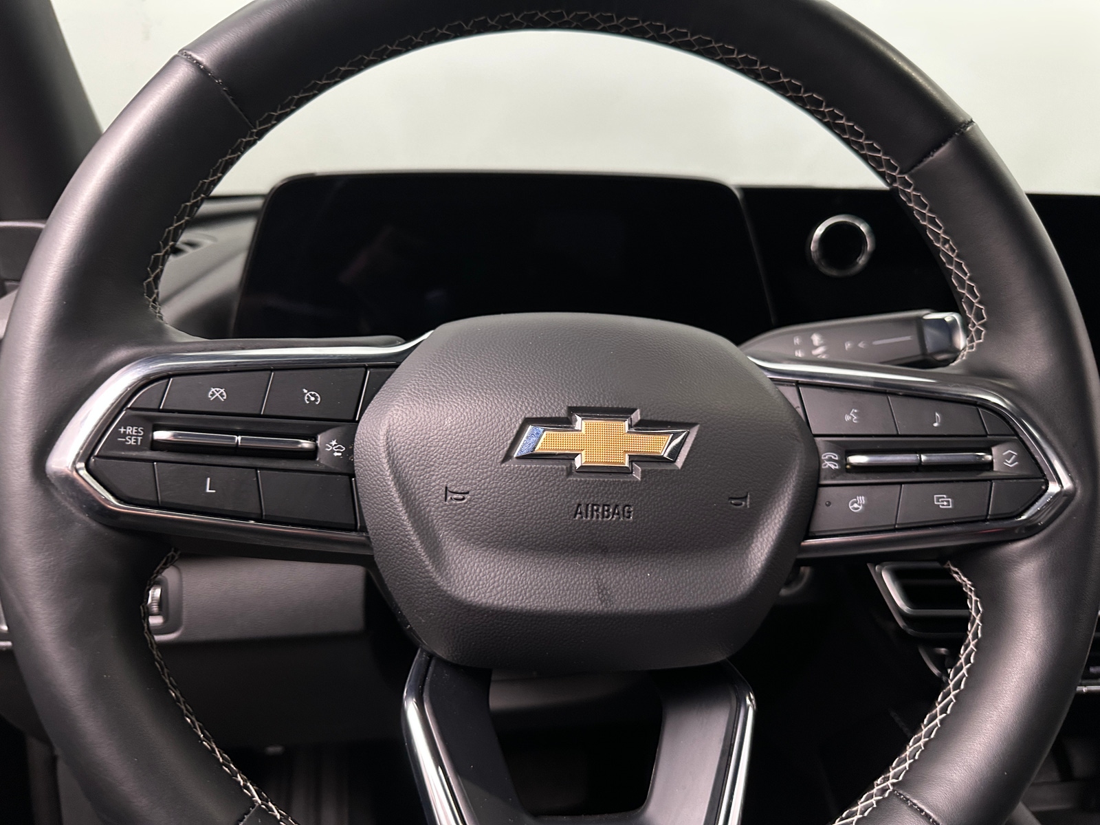Thumbnail: 2025 Chevrolet Traverse - 5