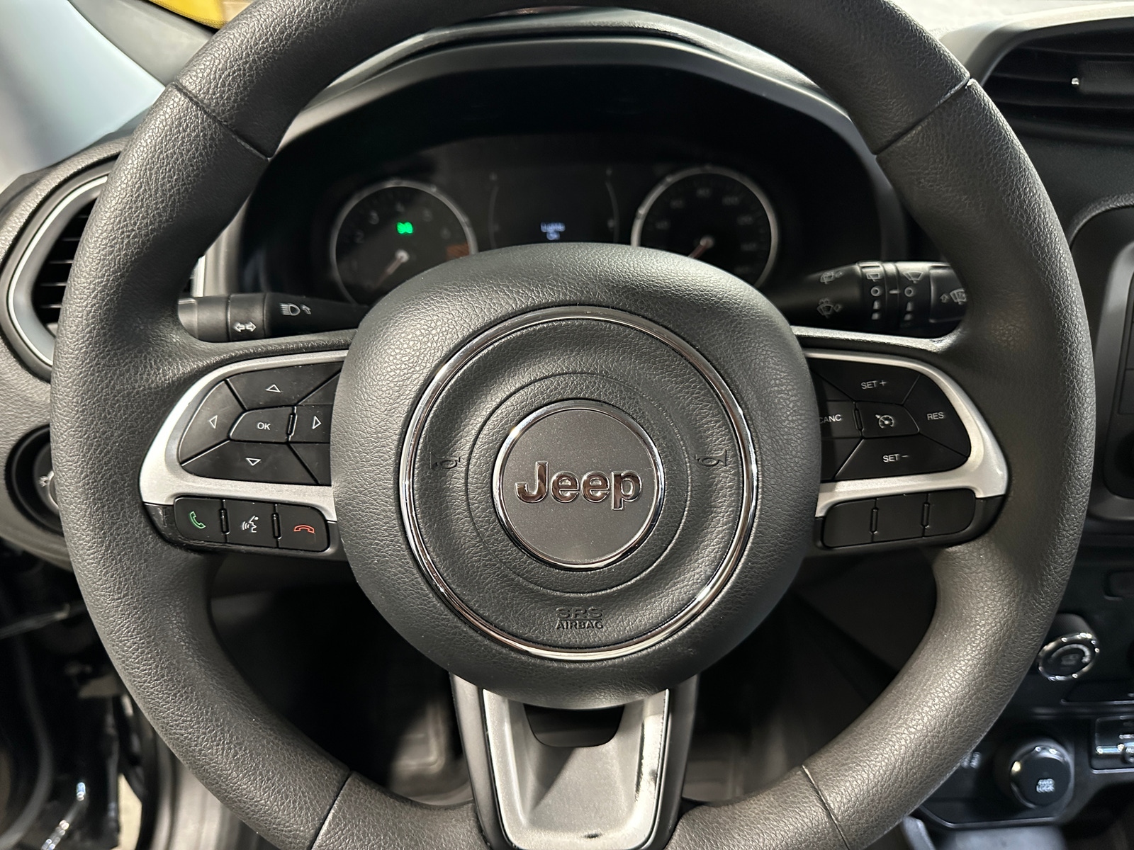 Thumbnail: 2020 Jeep Renegade - 5