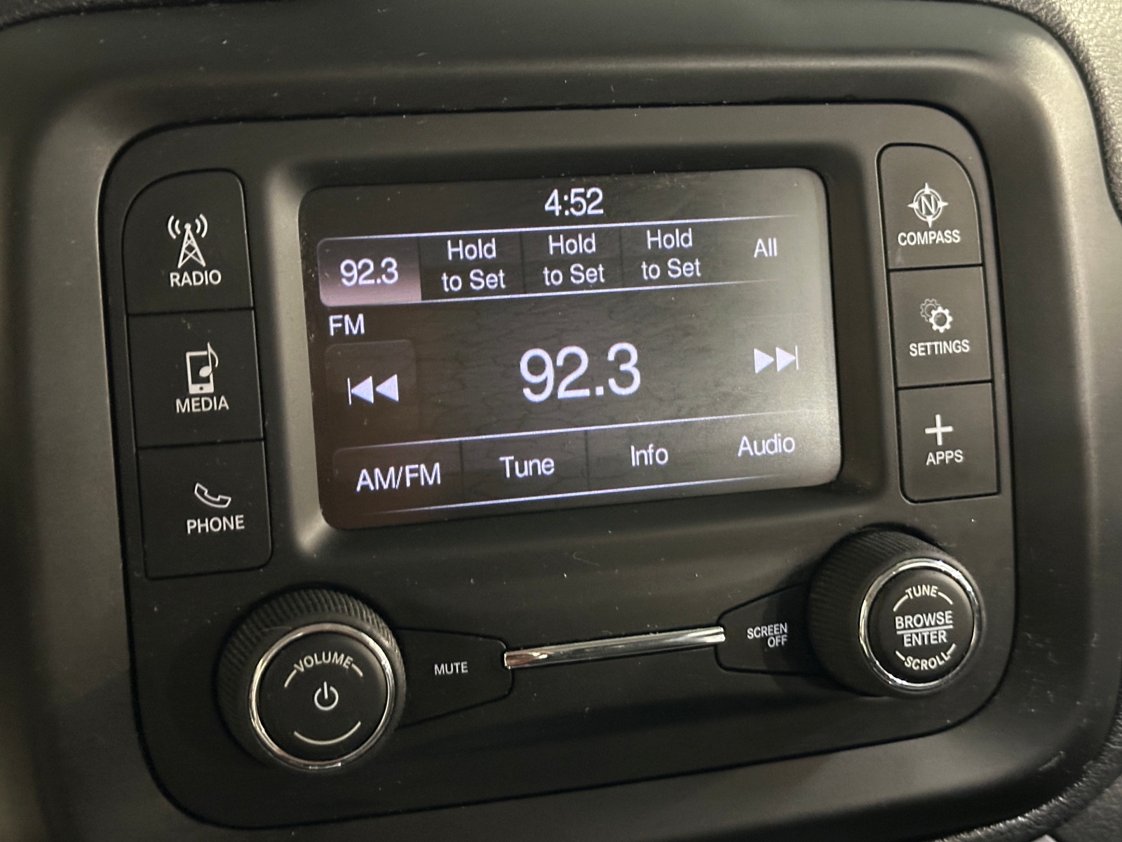 Thumbnail: 2020 Jeep Renegade - 4