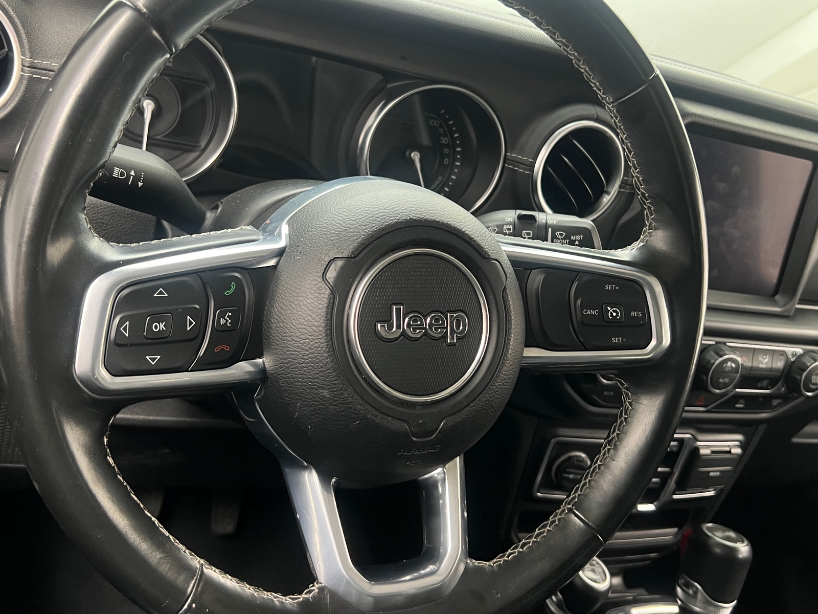 Thumbnail: 2022 Jeep Wrangler - 4