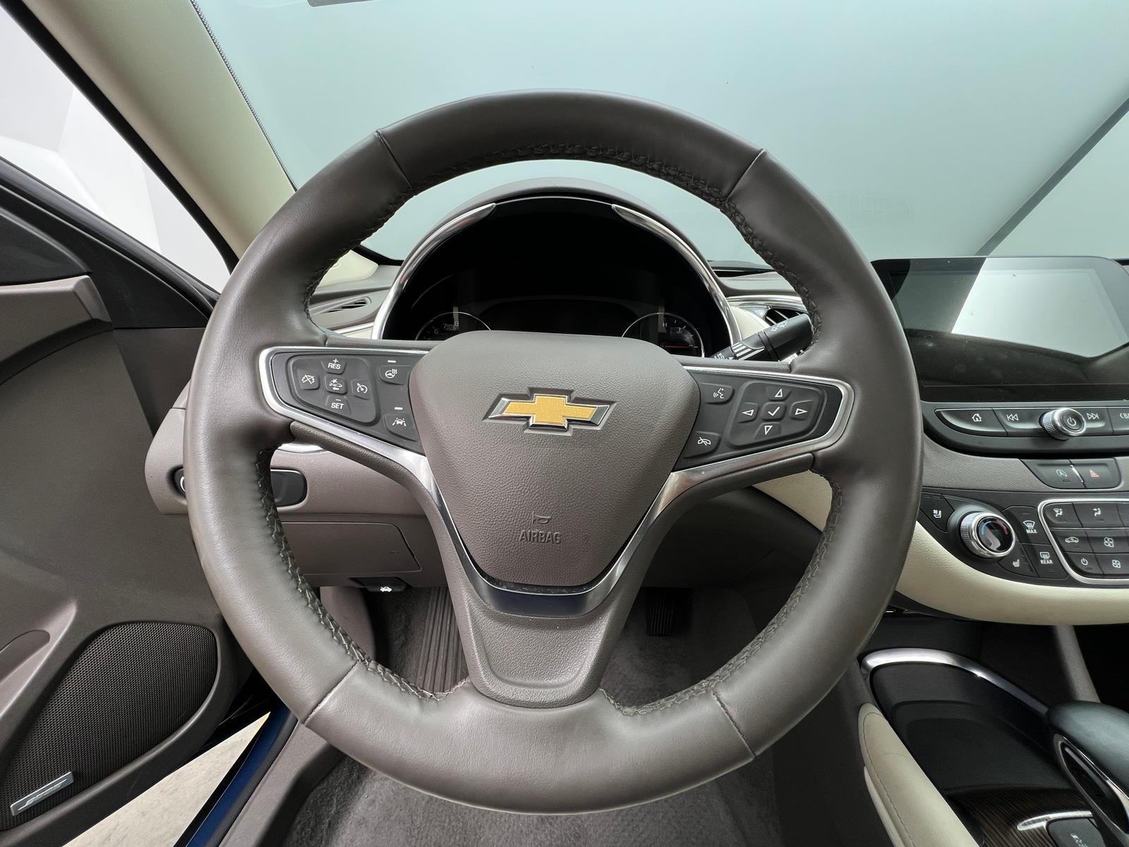 Thumbnail: 2024 Chevrolet Malibu - 5