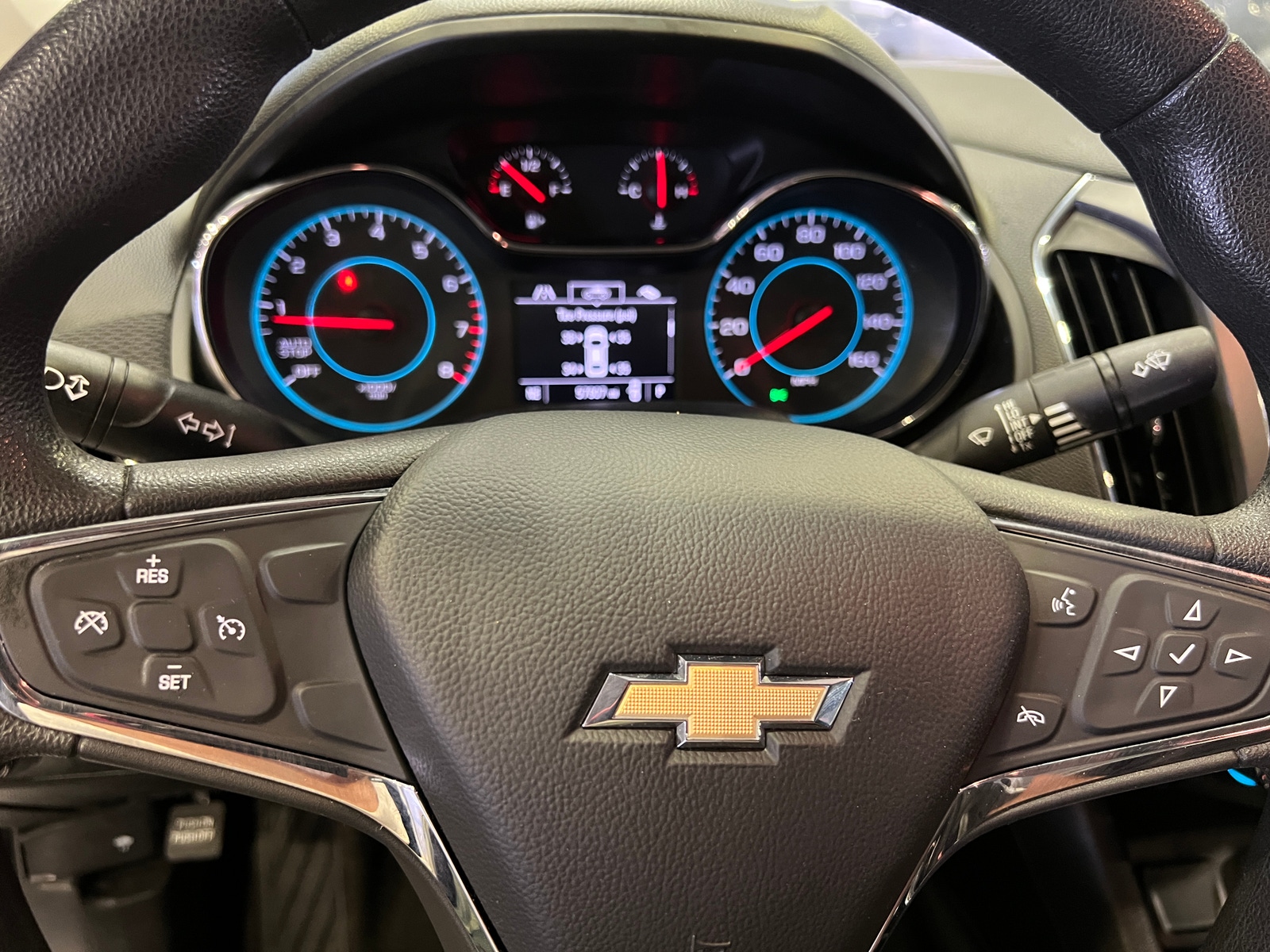Thumbnail: 2016 Chevrolet Cruze - 5
