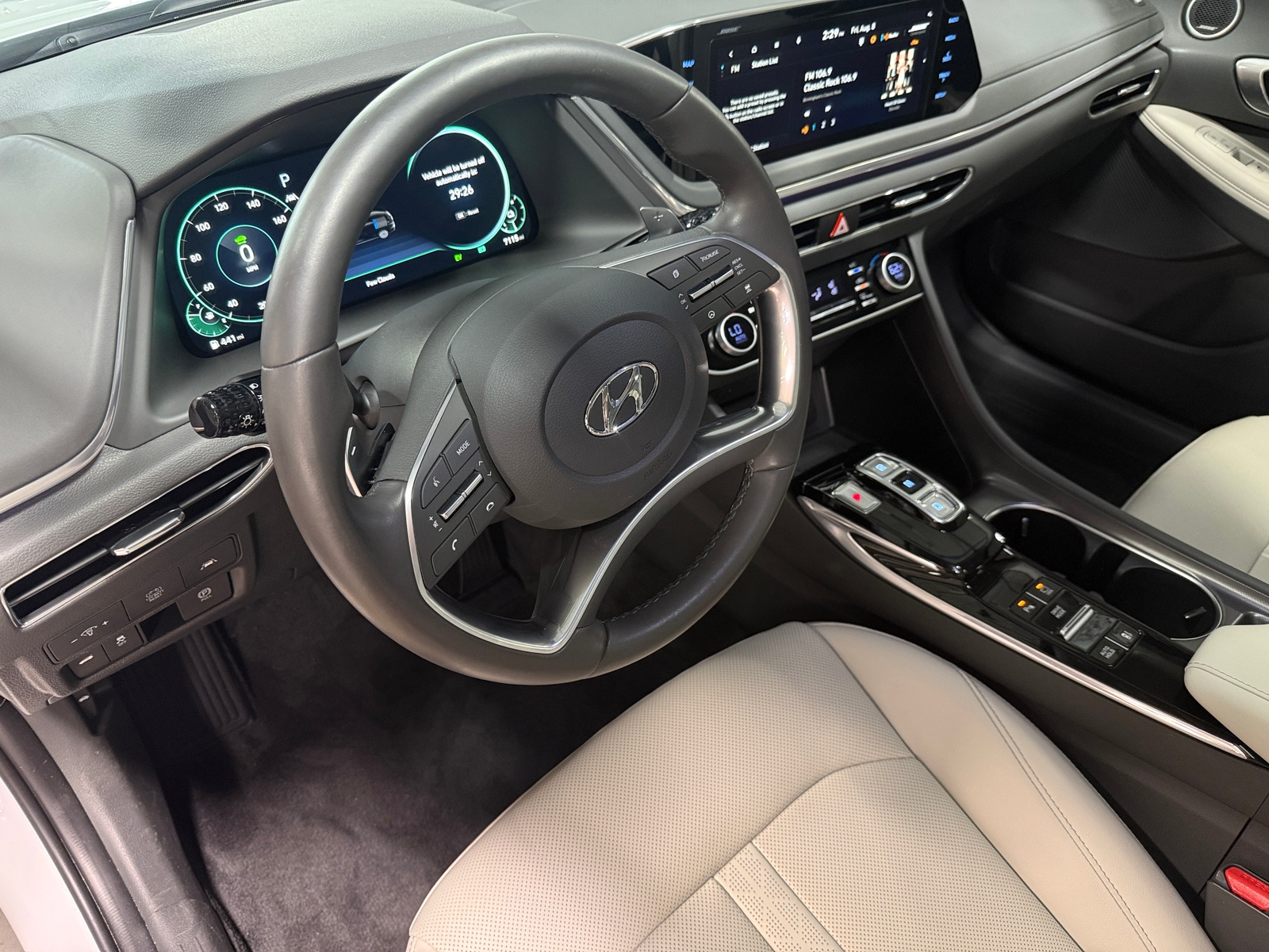 Thumbnail: 2023 Hyundai Sonata - 2